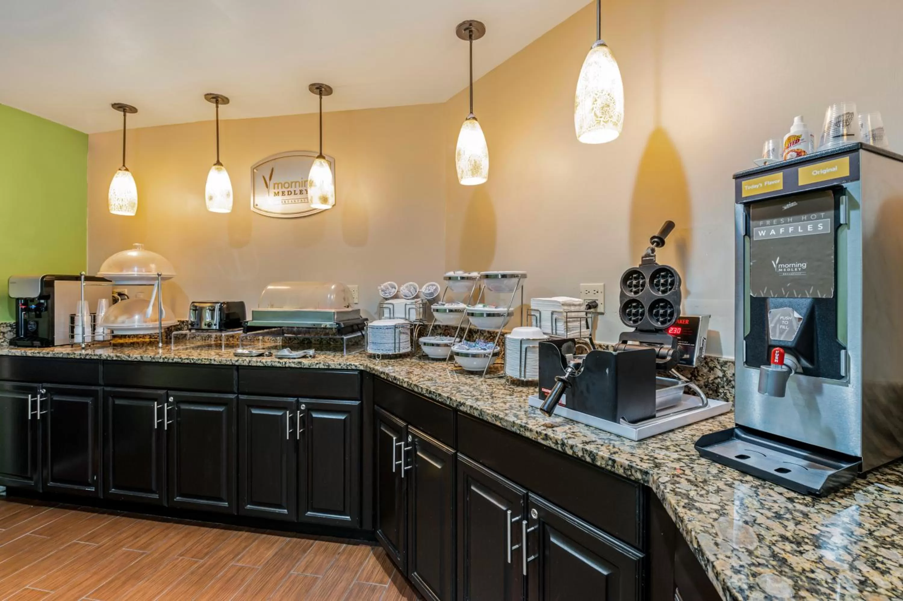 Food and drinks in Sleep Inn Naperville - Chicago