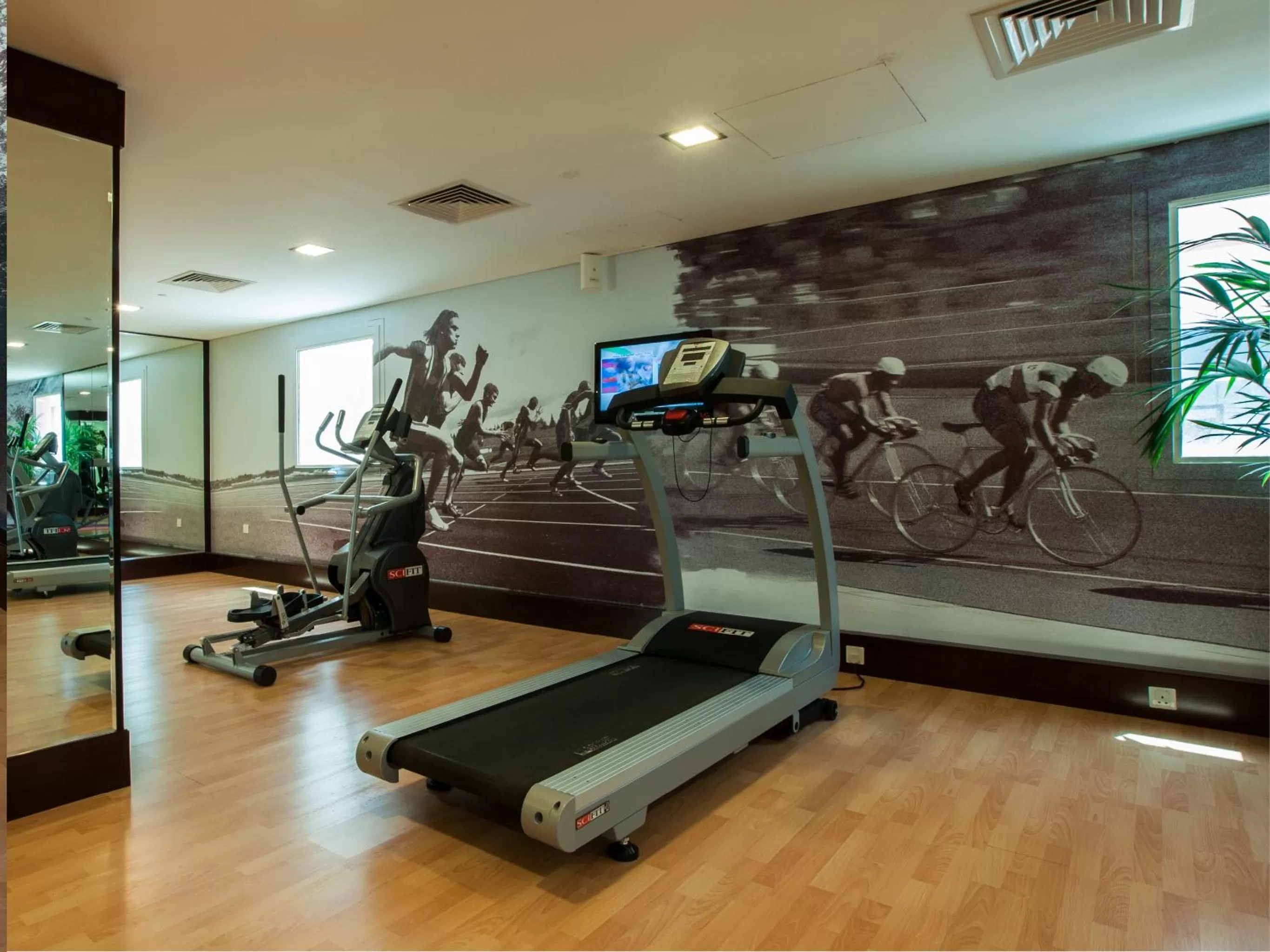 Fitness centre/facilities in Citymax Hotel Bur Dubai