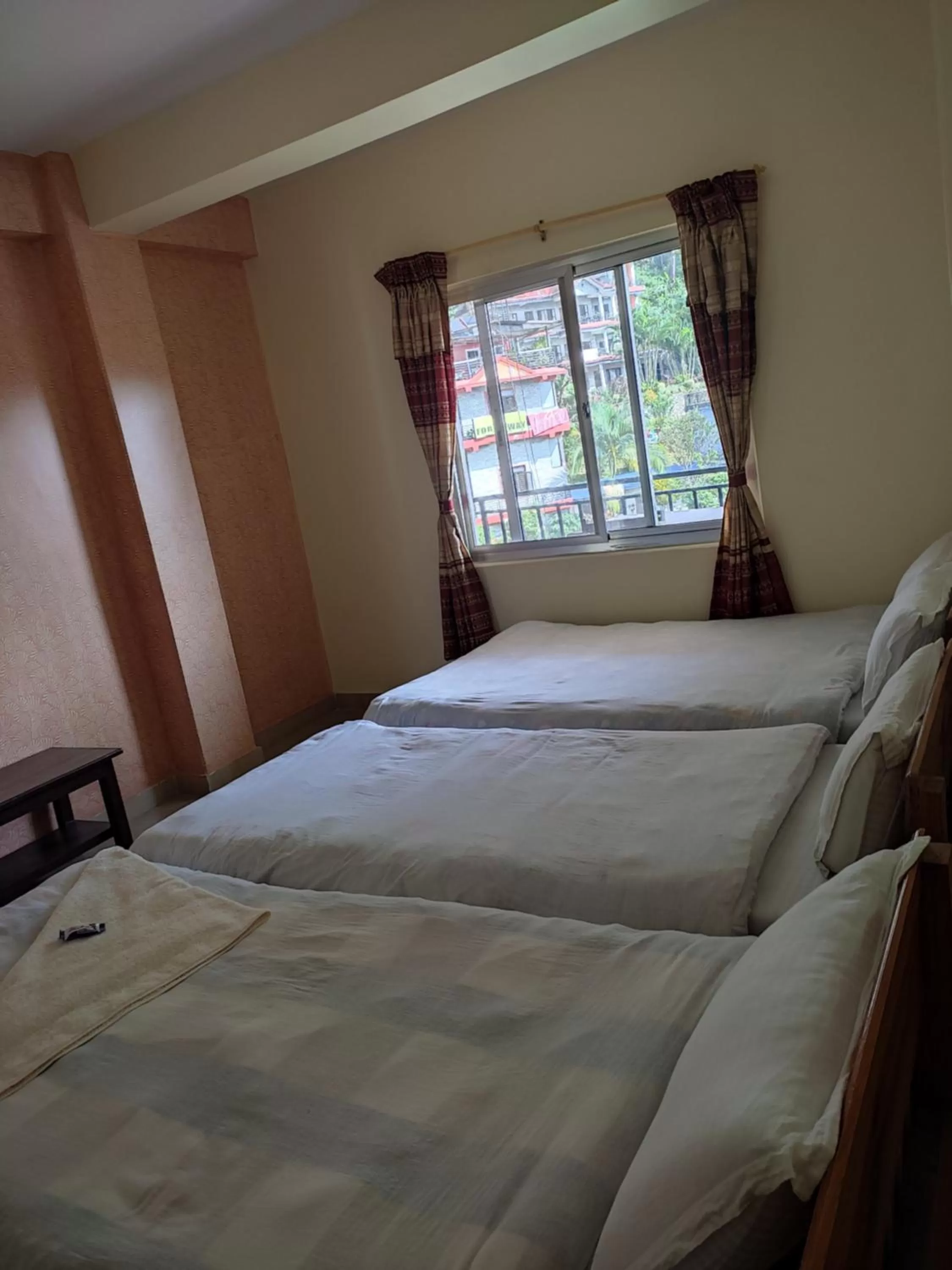 Bed in Hotel Green Hill View