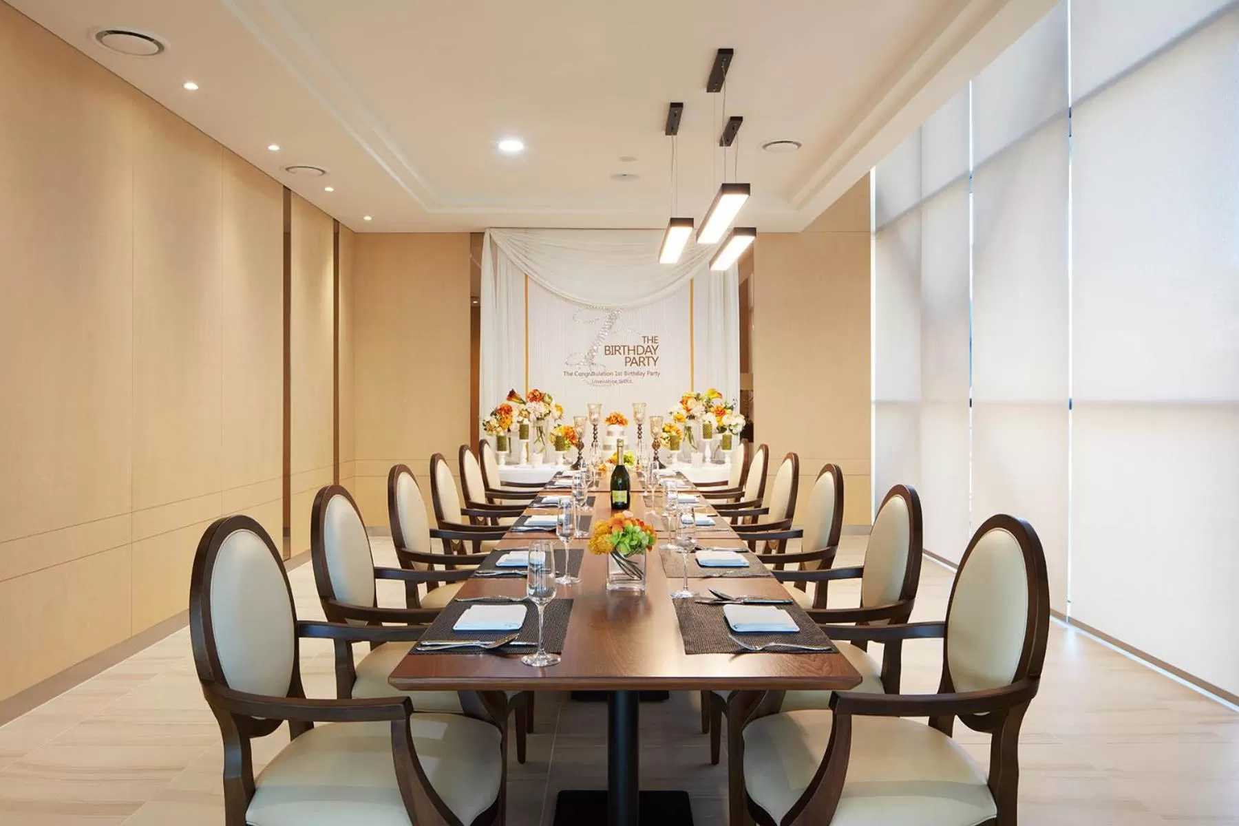 Restaurant/places to eat in Days Hotel & Suites by Wyndham Incheon Airport