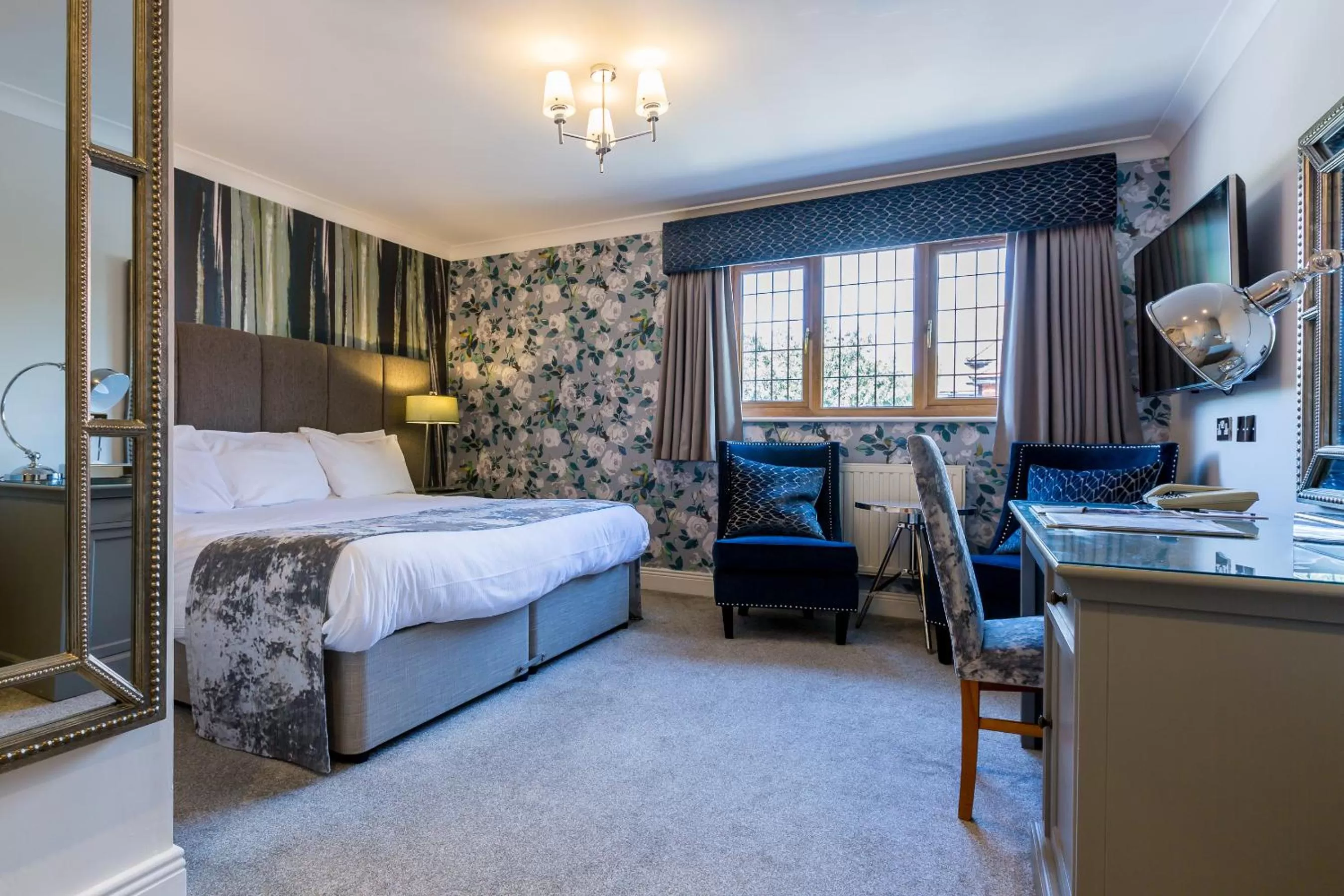 Bedroom in De Rougemont Manor