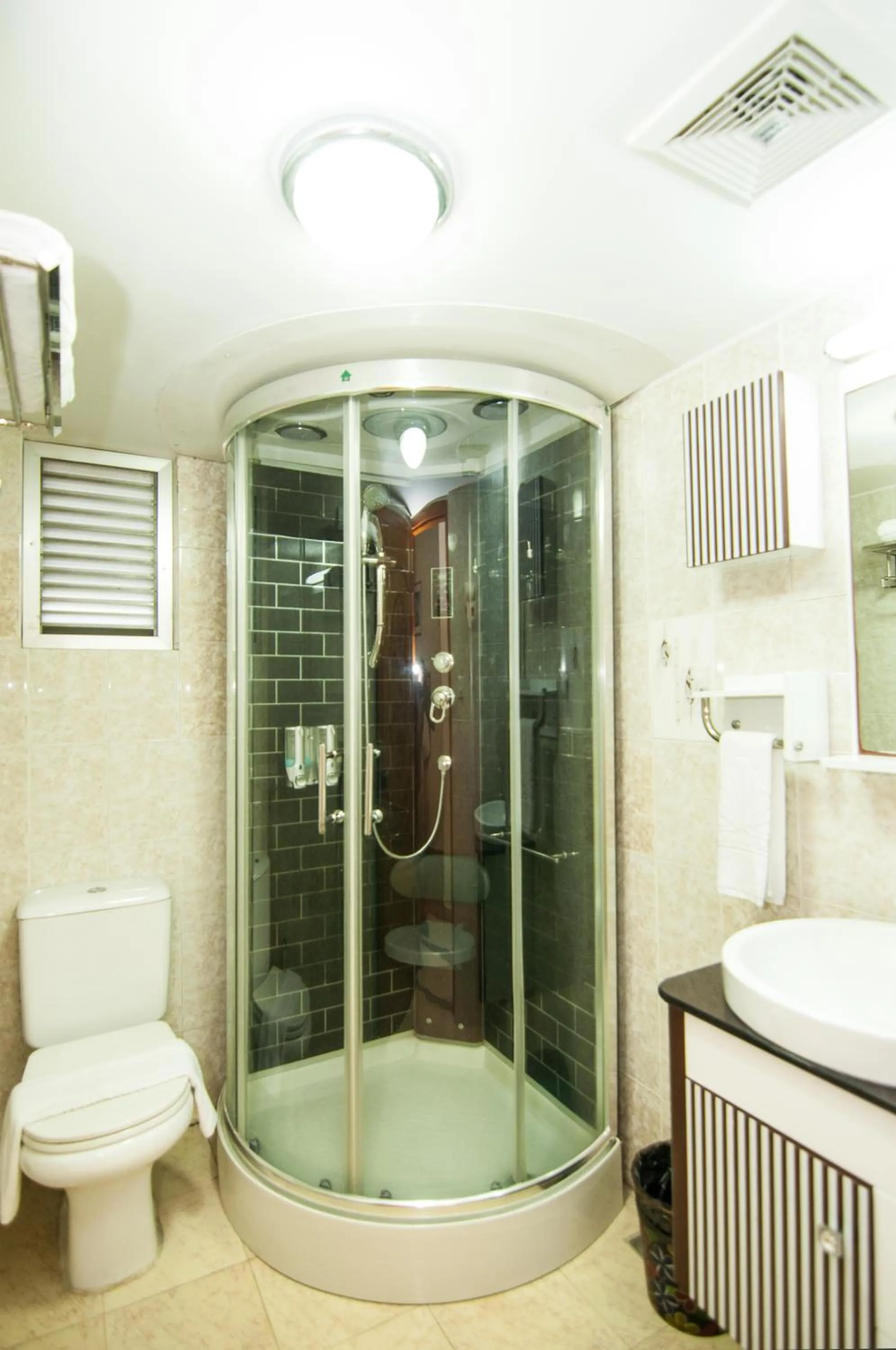 Shower in Century Park Residence