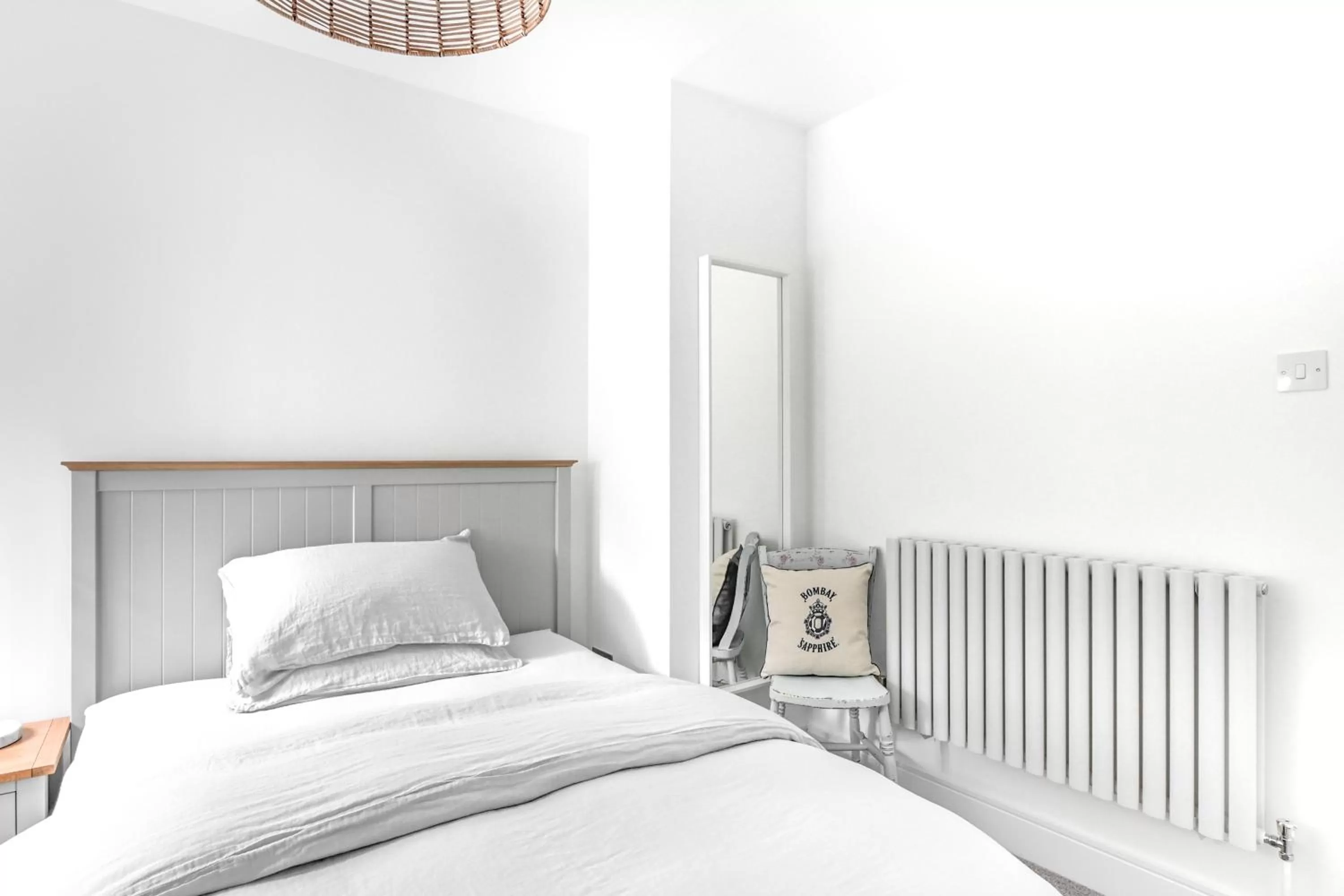 Bed in The Gate Cornwall