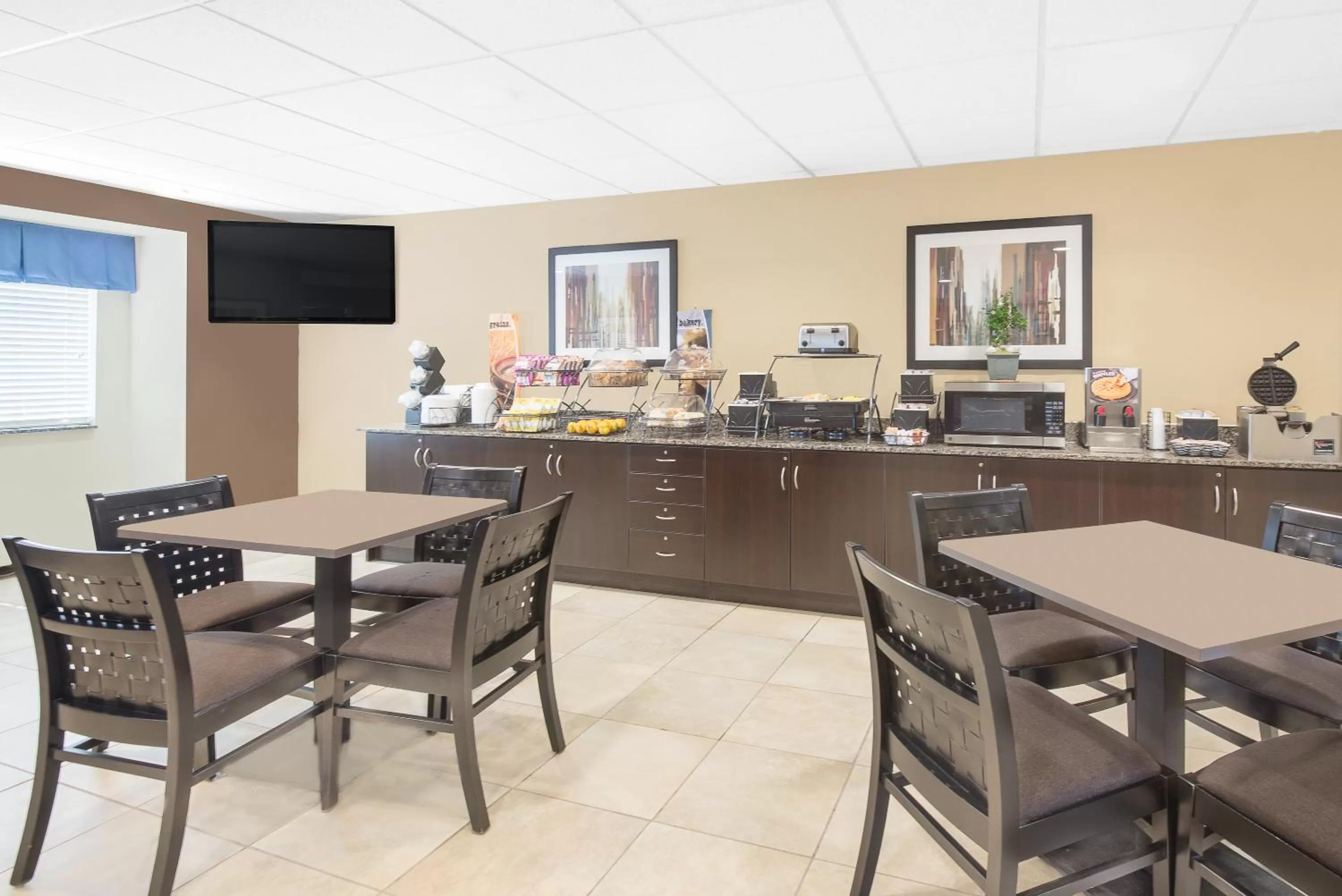 Lobby or reception in Microtel Inn & Suites by Wyndham Waynesburg