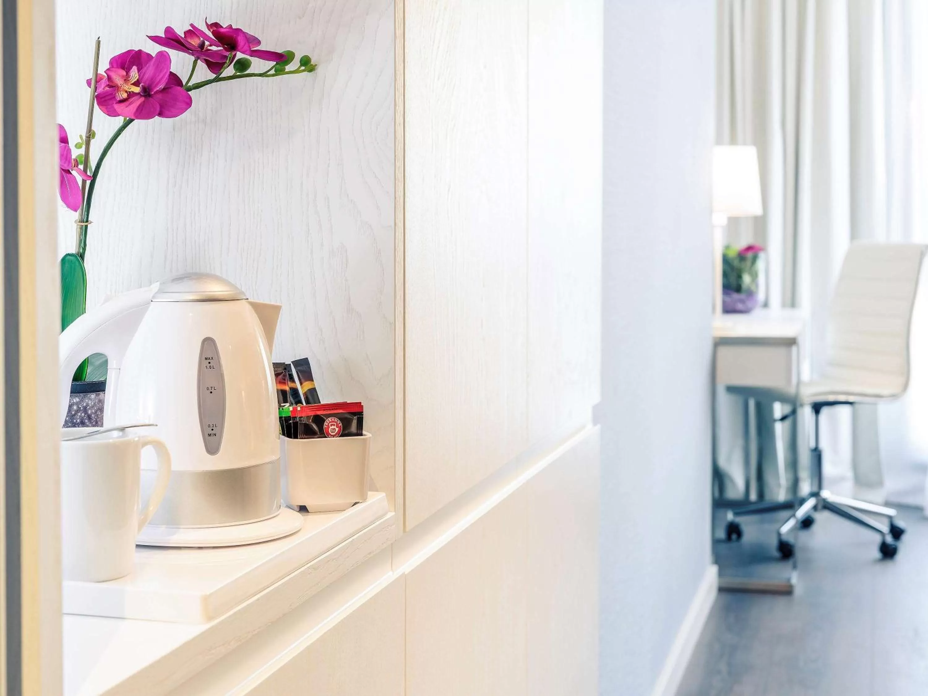 Photo of the whole room in Mercure Hotel Raphael Wien