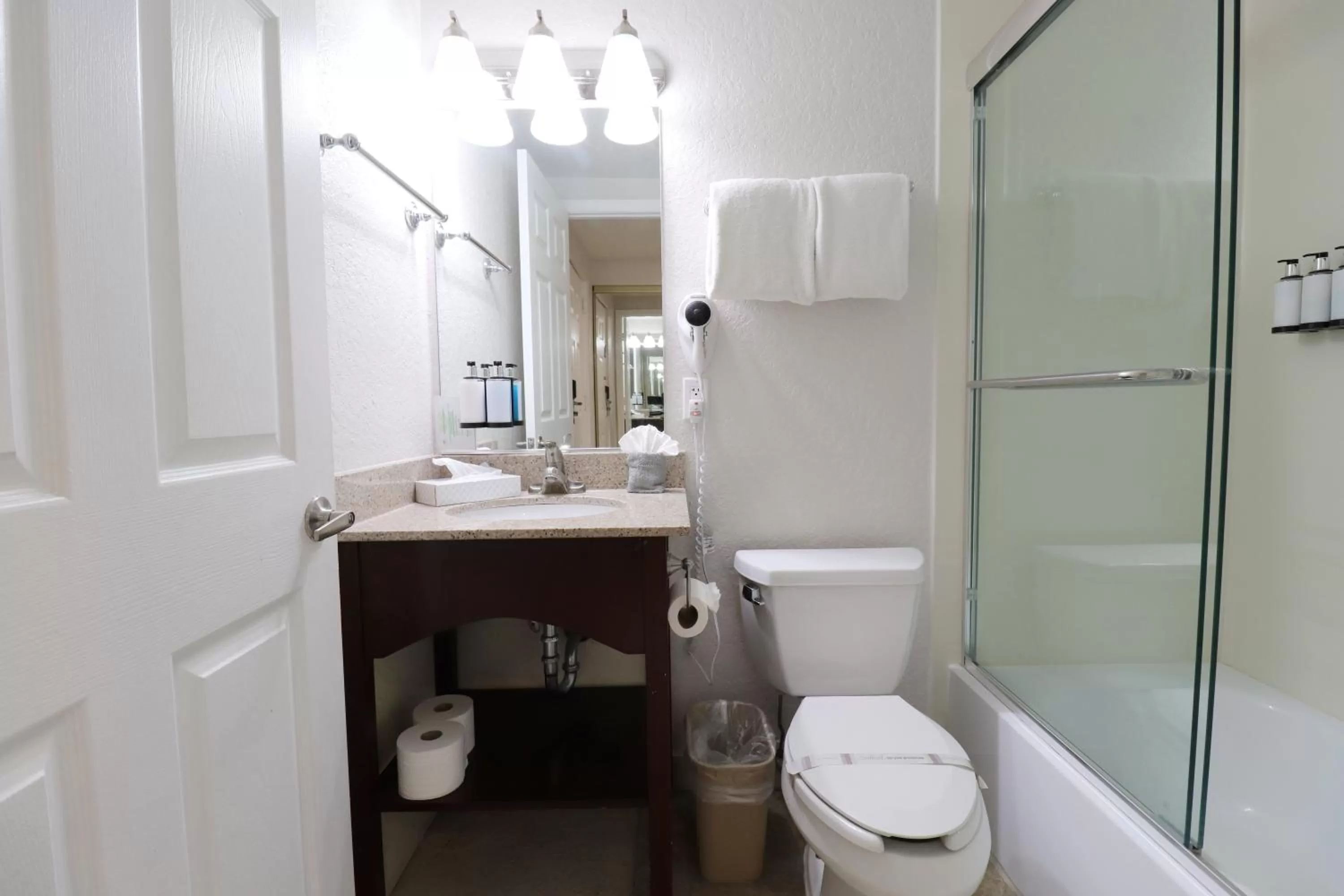 Queen Room with Balcony in Boca Plaza