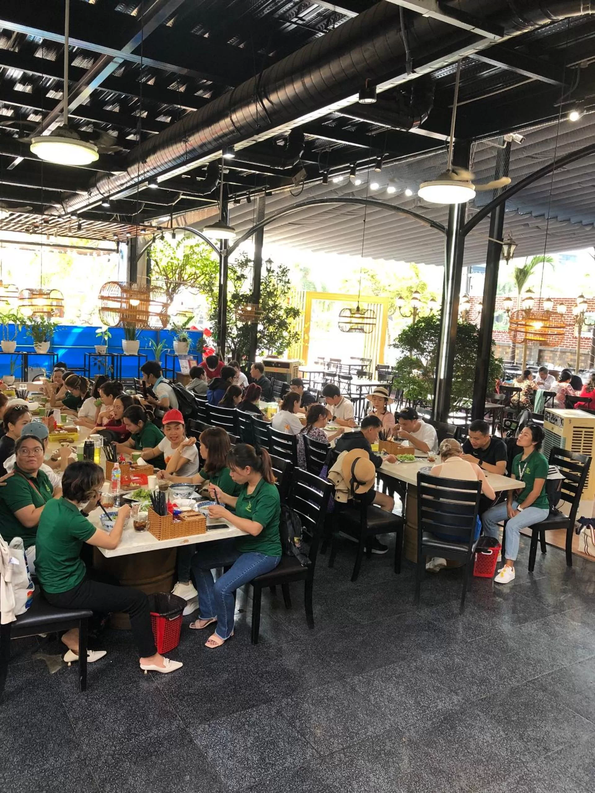 Restaurant/Places to Eat in FLC Sea Tower Quy Nhơn - Homostay