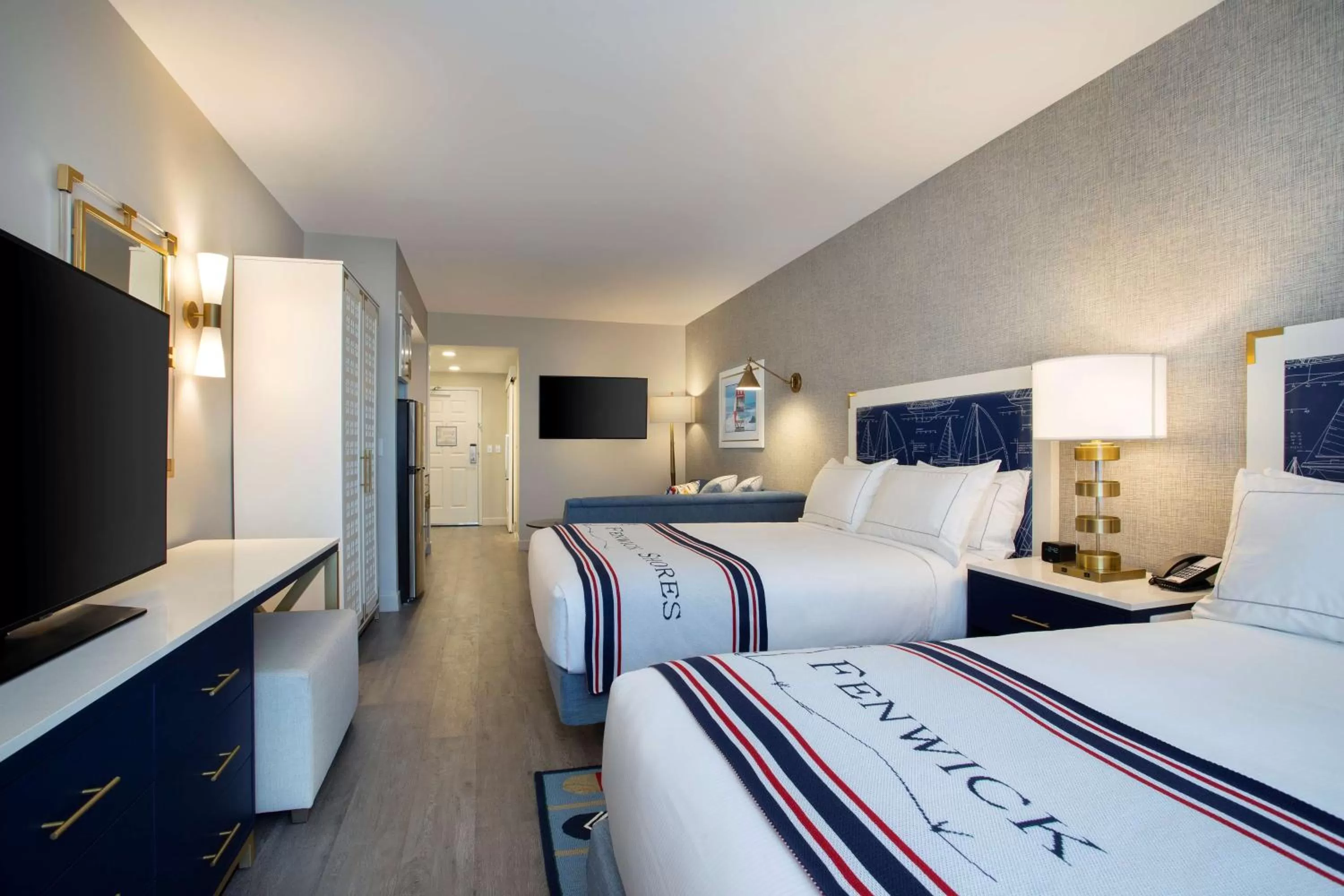 Bed in Fenwick Shores, Tapestry Collection by Hilton