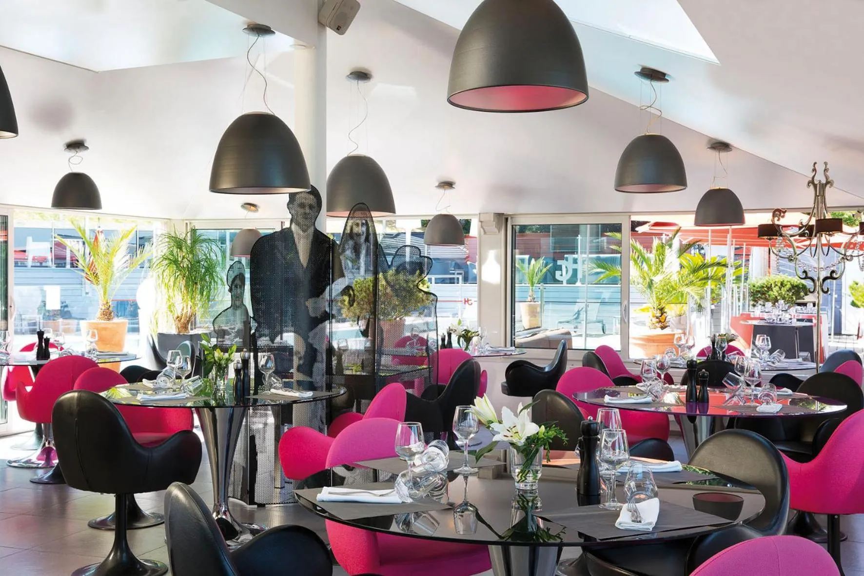 Restaurant/places to eat in Hotel Du Golf