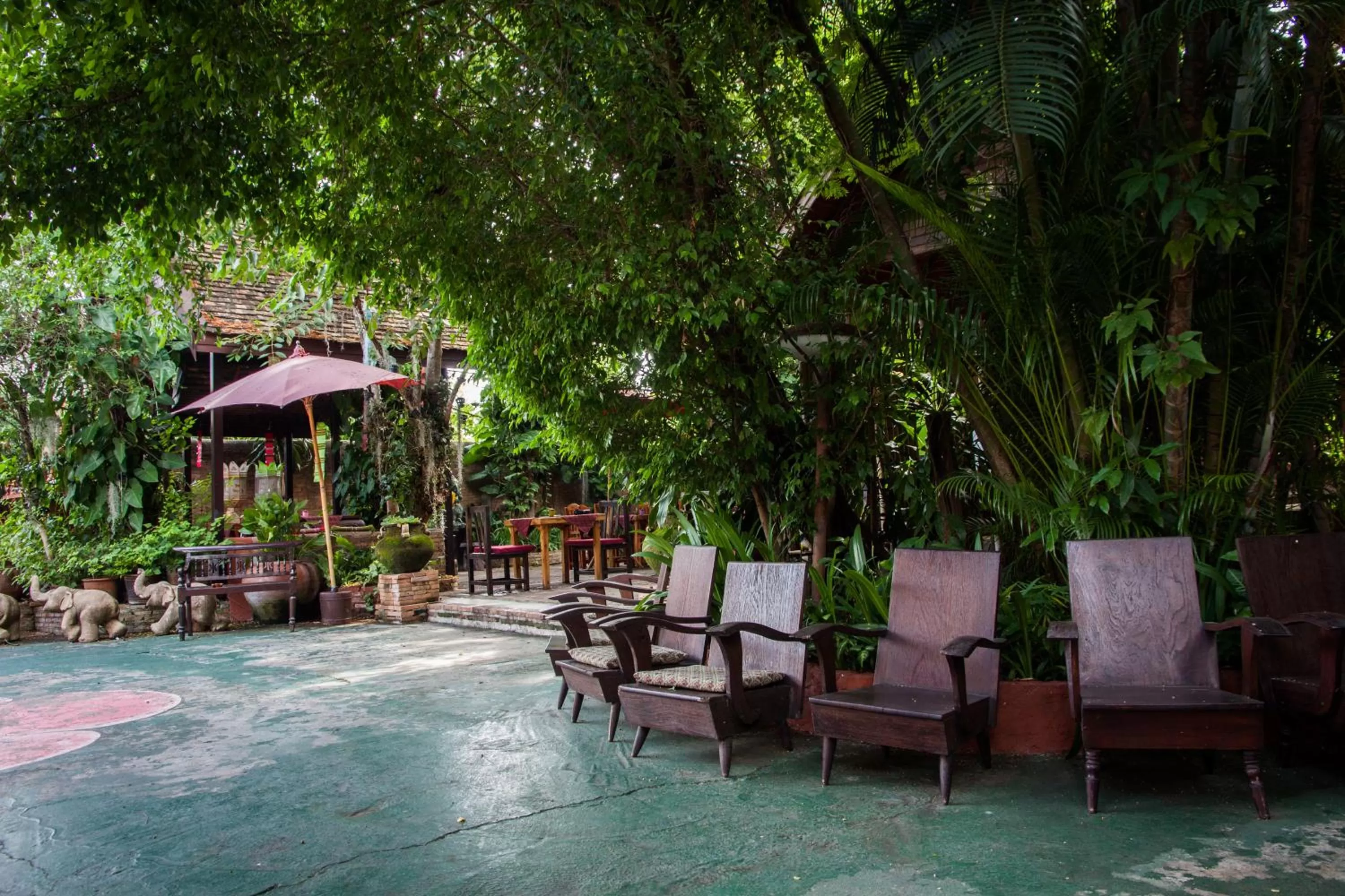 Seating area in Joy's House & Tour