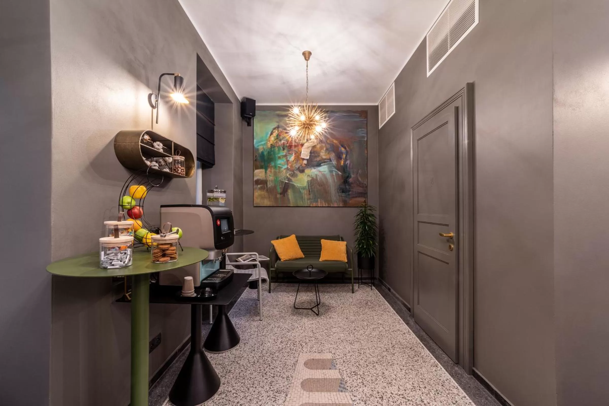 Lobby or reception in The Viaduct - Suites & More