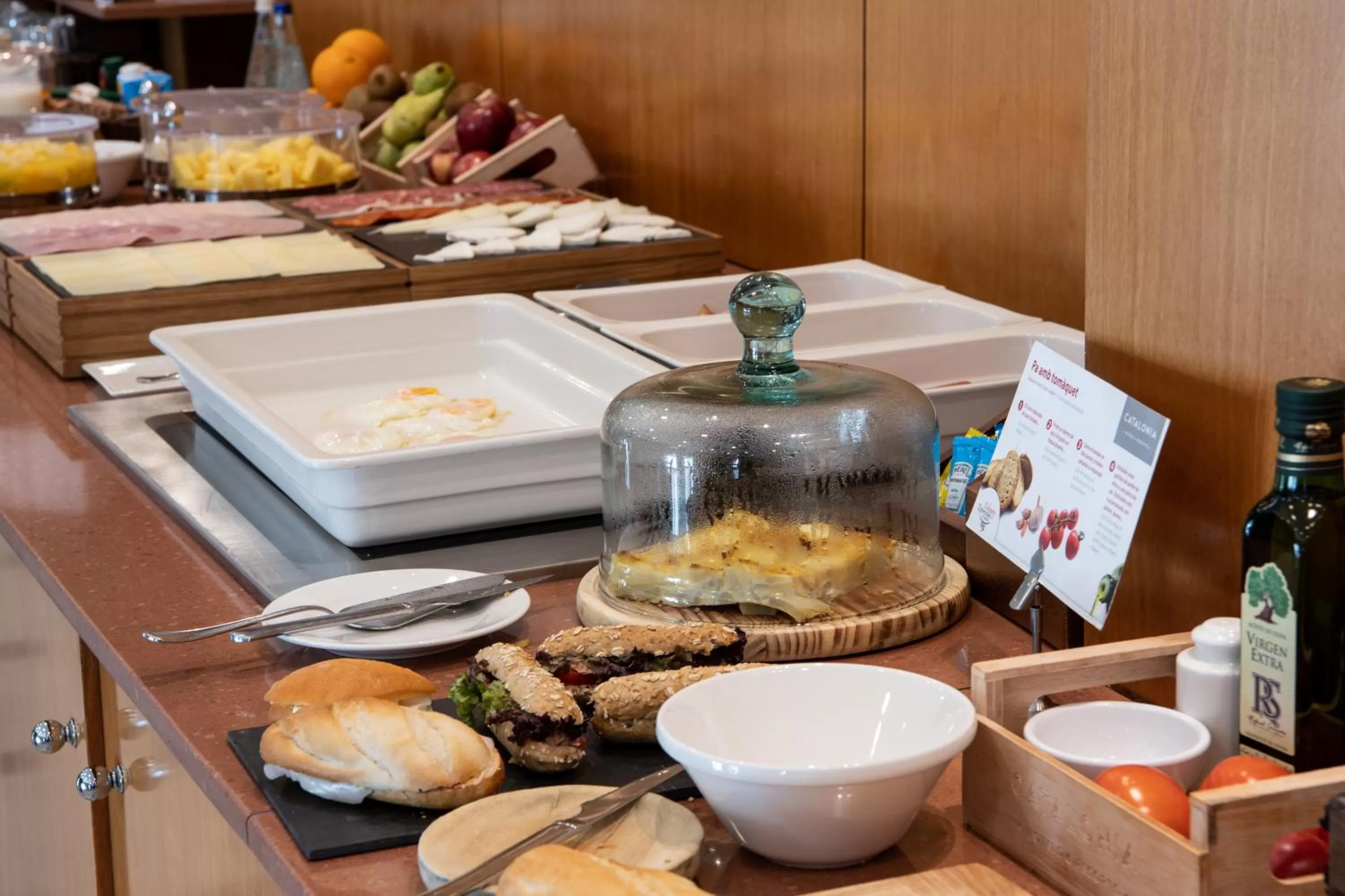 Buffet breakfast in Catalonia Bristol