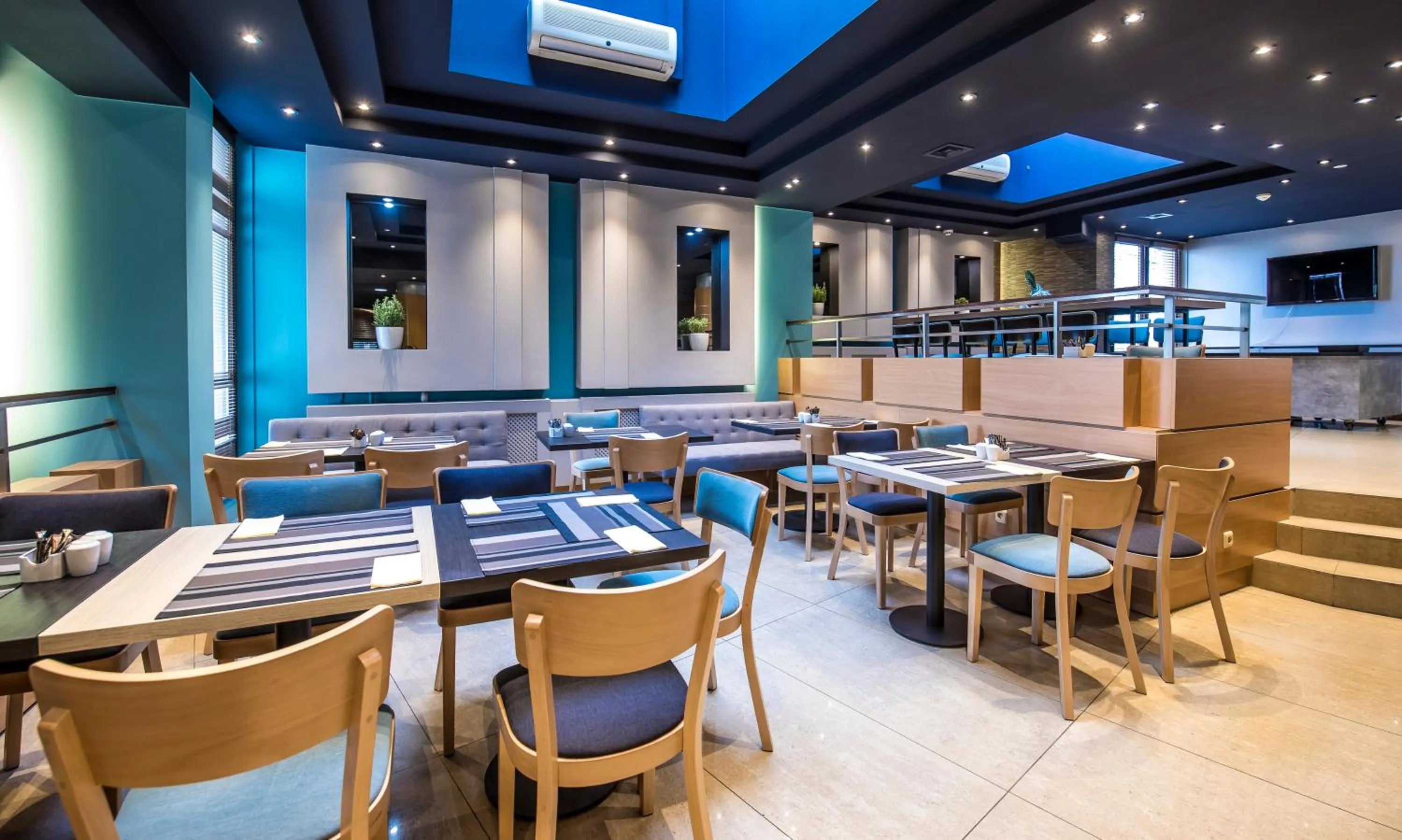 Restaurant/Places to Eat in Hotel Felix