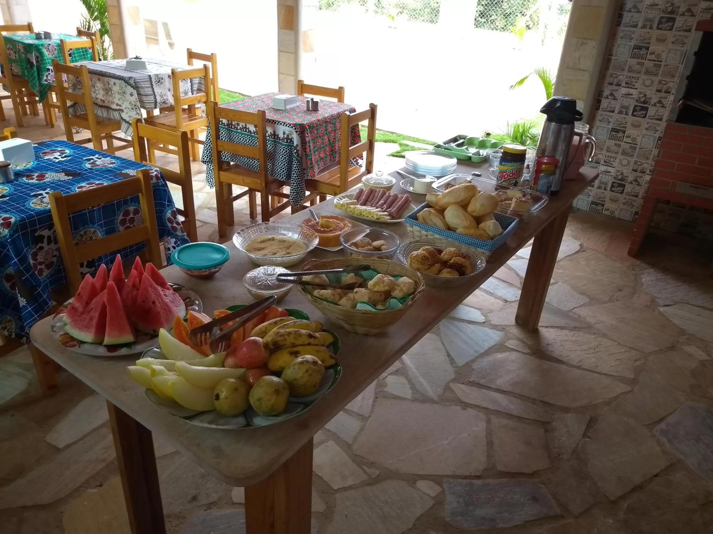 Food and drinks in Pousada e Chales Por do Sol