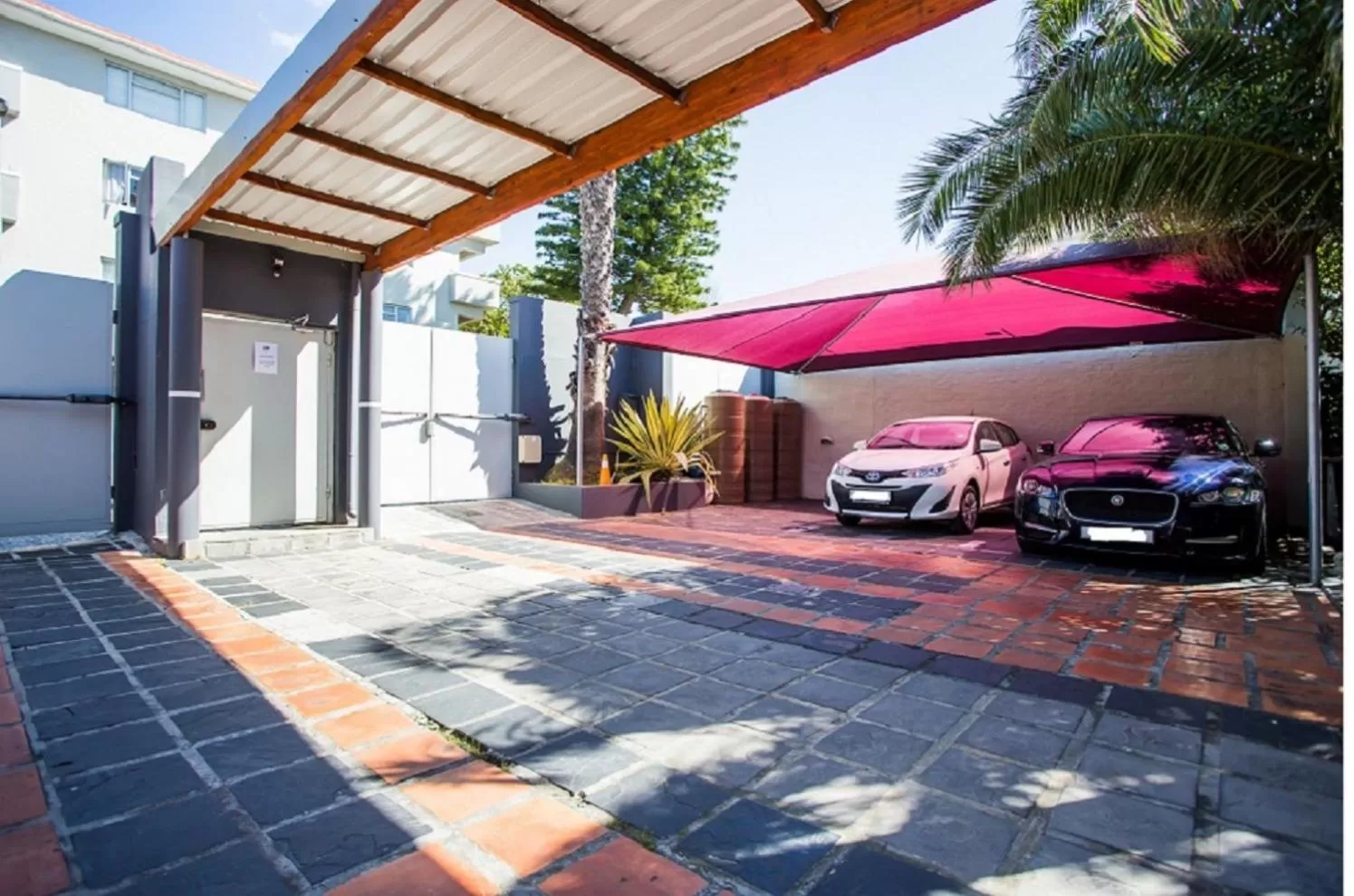 Parking in The One 8 Hotel in Green Point - Solar Power