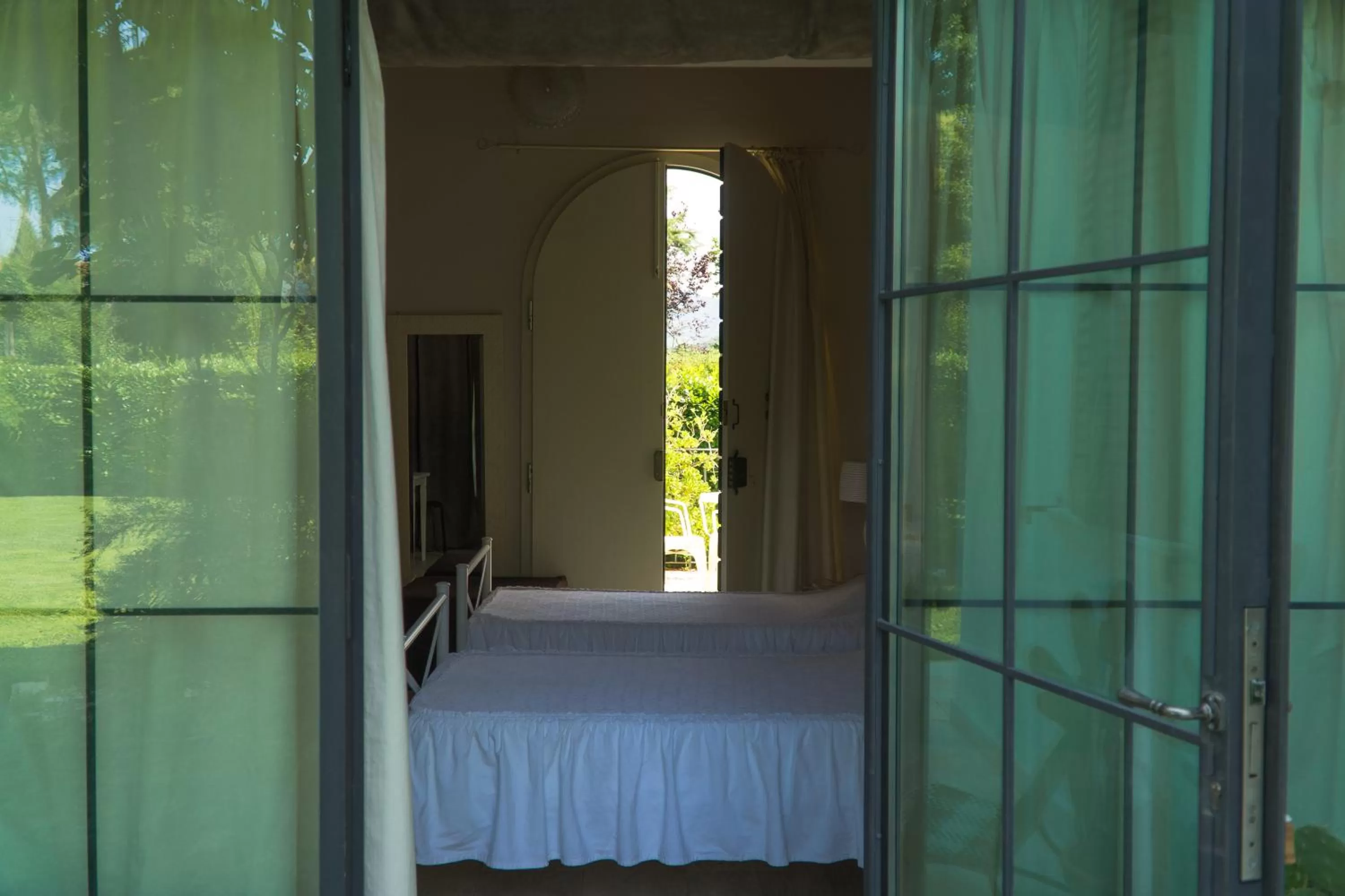 Bed in Villa Franca in Franciacorta