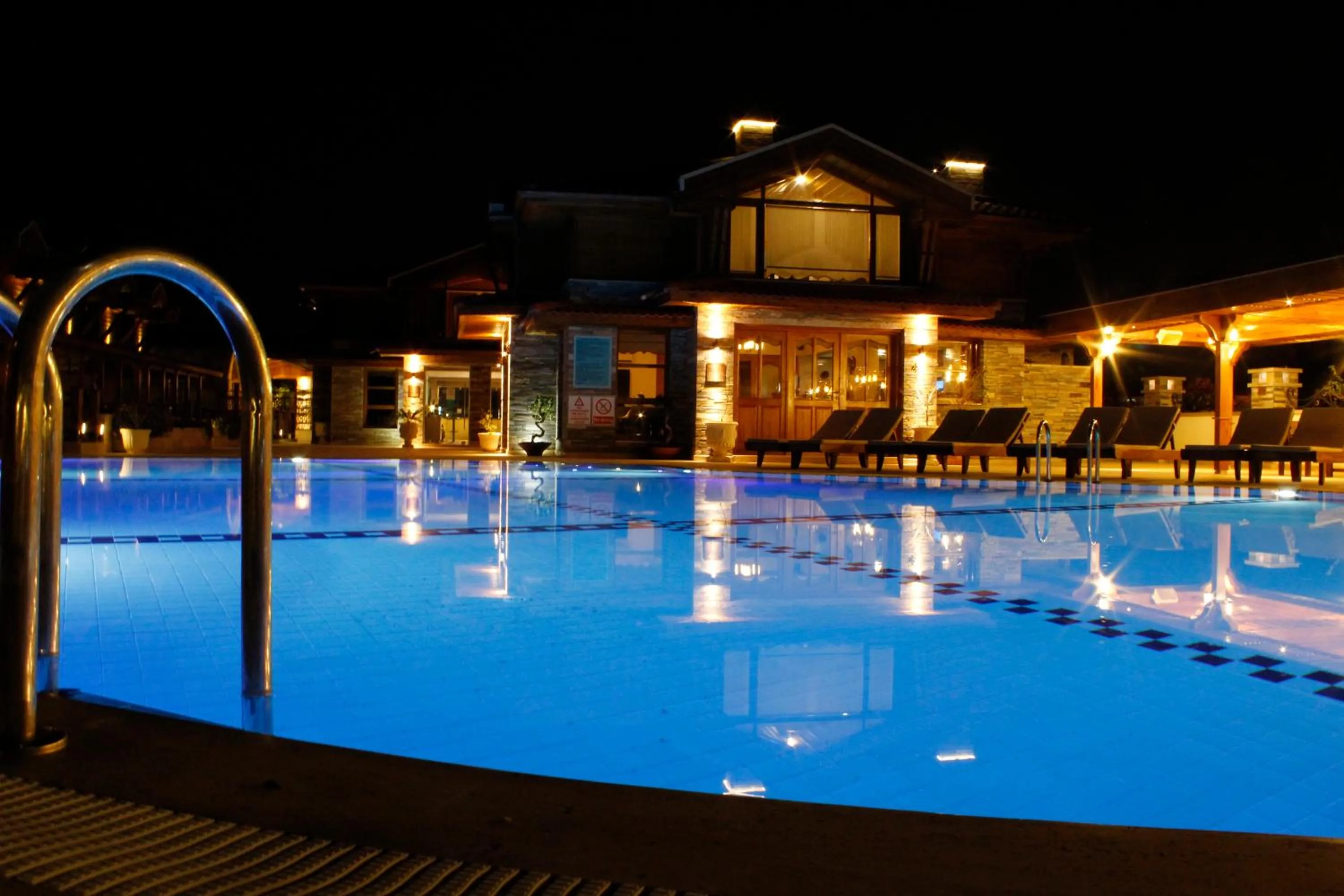Swimming pool in Bc Spa Hotel