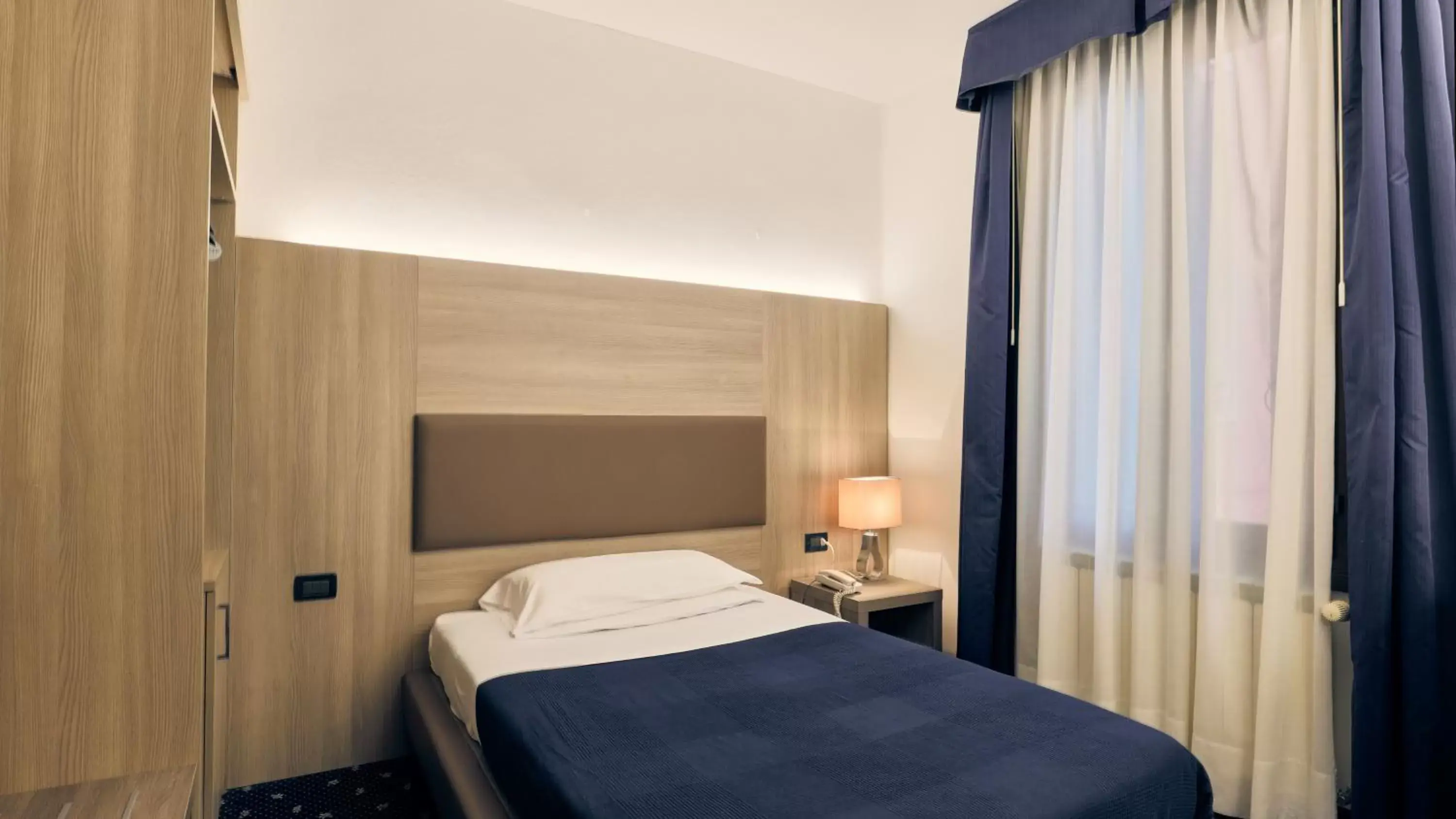 Single Room in Hotel Roberta Single Room in Hotel Roberta