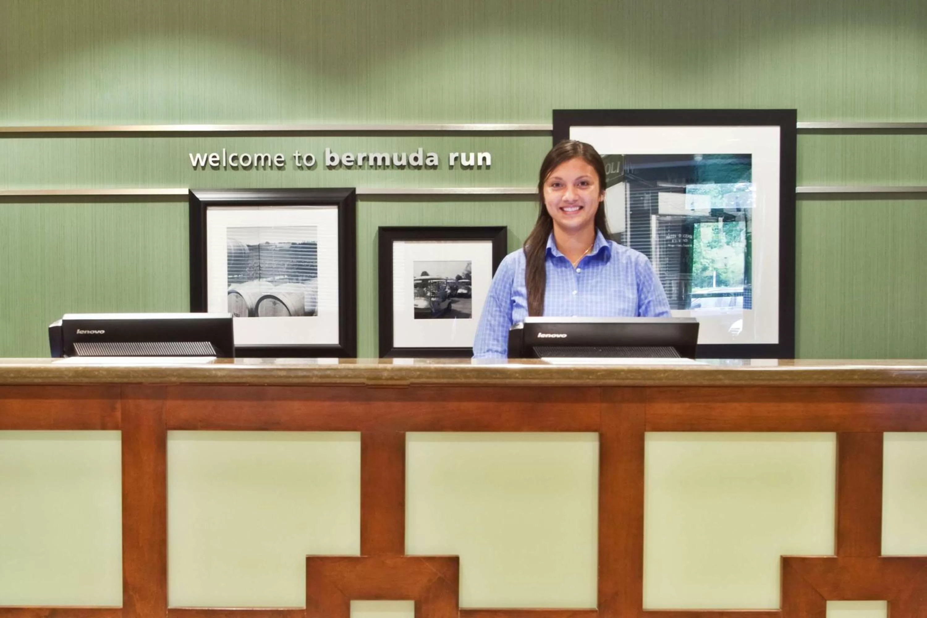 Lobby or reception in Hampton Inn Bermuda Run / Advance