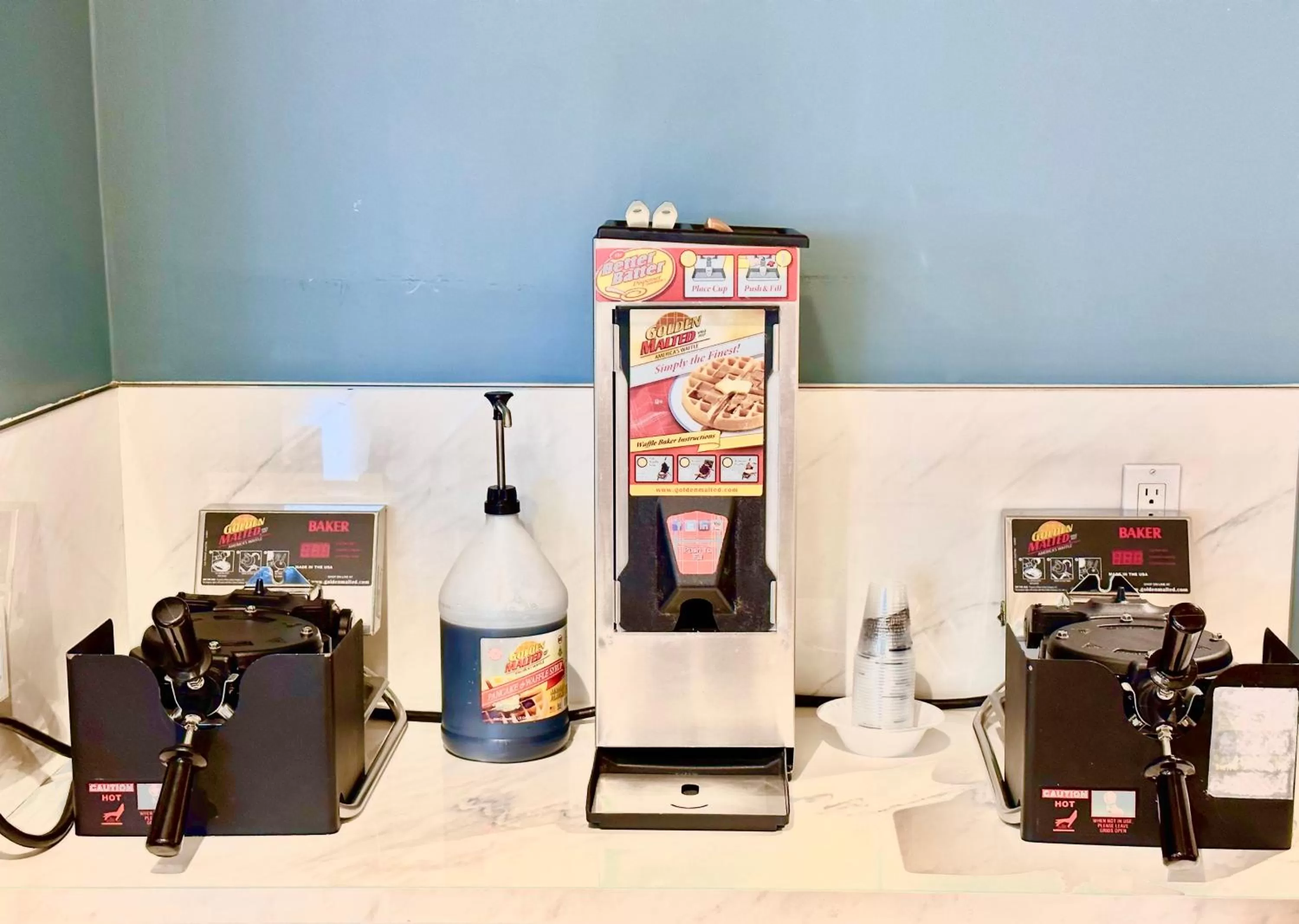 Breakfast in Lincoln Hotel Monterey Park Los Angeles