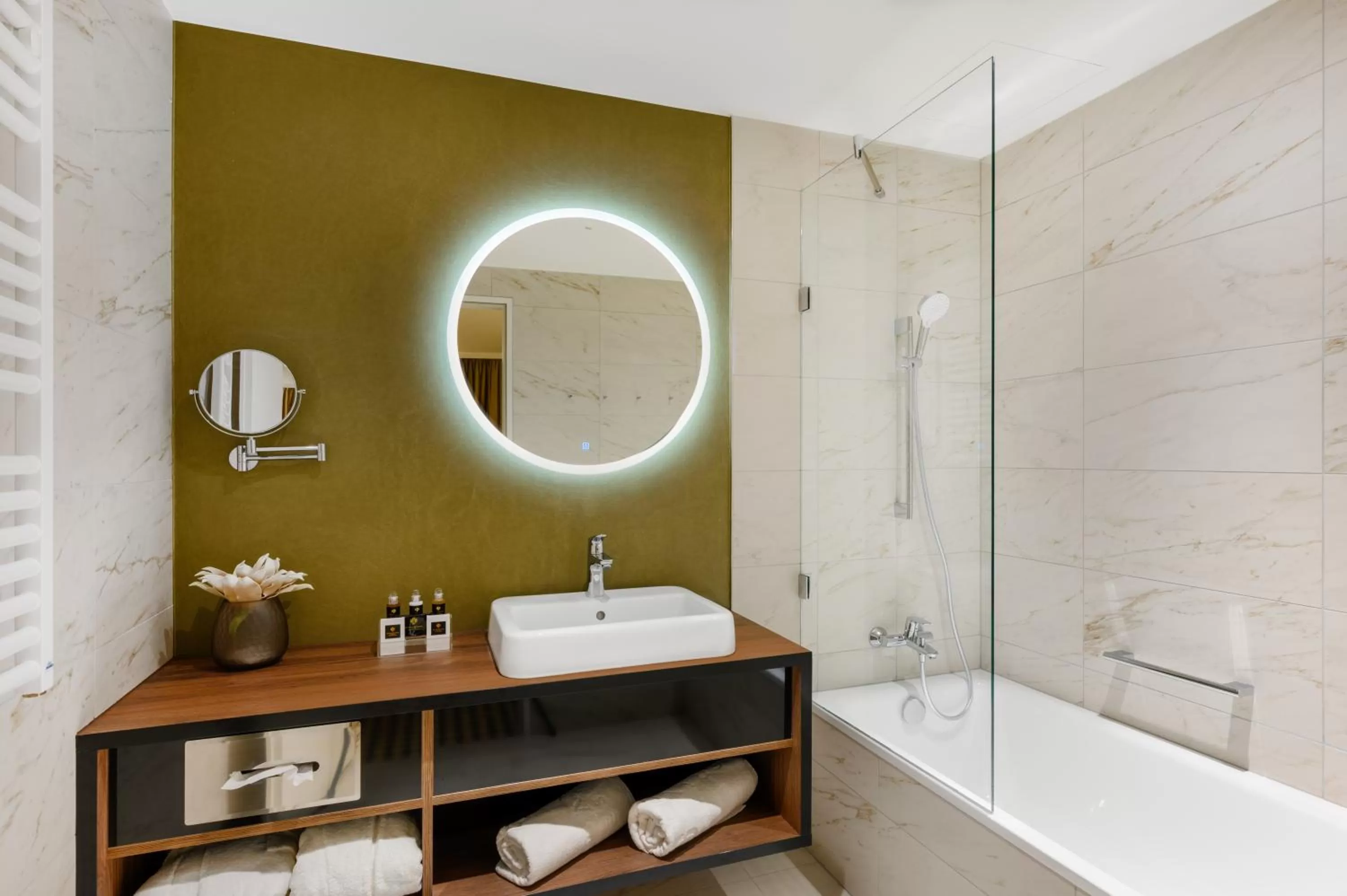 Bathroom in Grand Hotel Esztergom