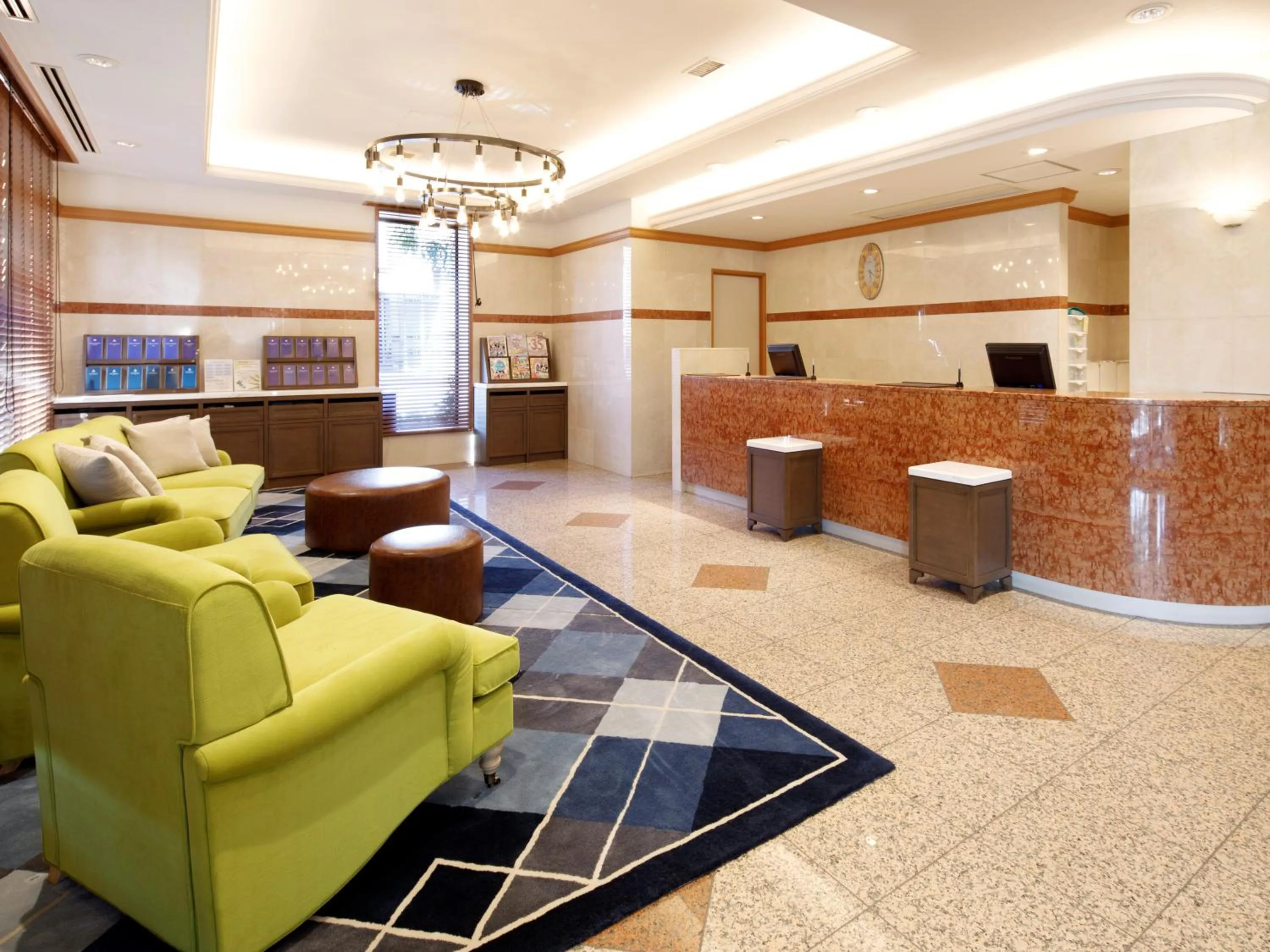 Lobby or reception in HOTEL MYSTAYS Maihama