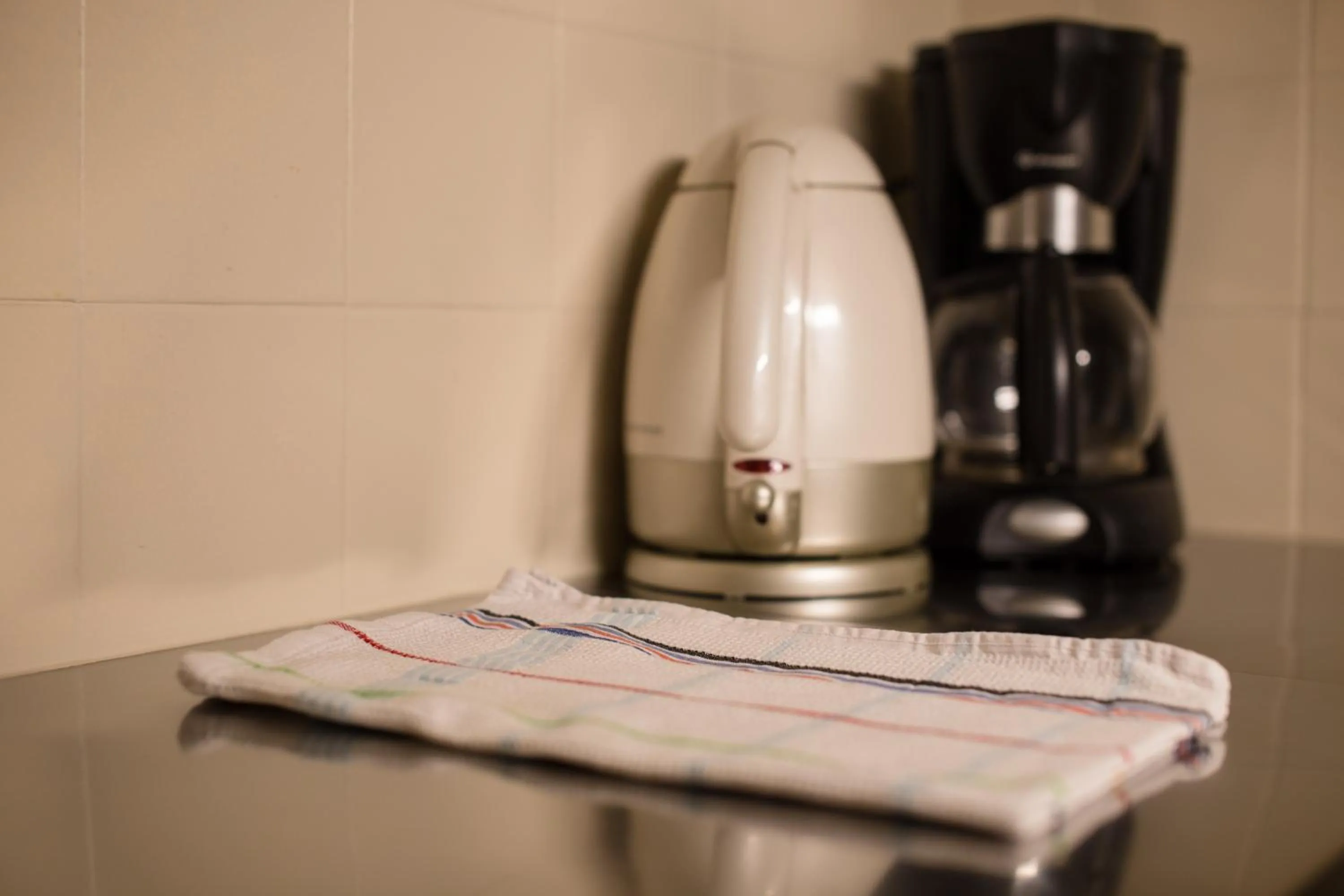 Coffee/tea facilities in Delice Hotel - Family Apartments