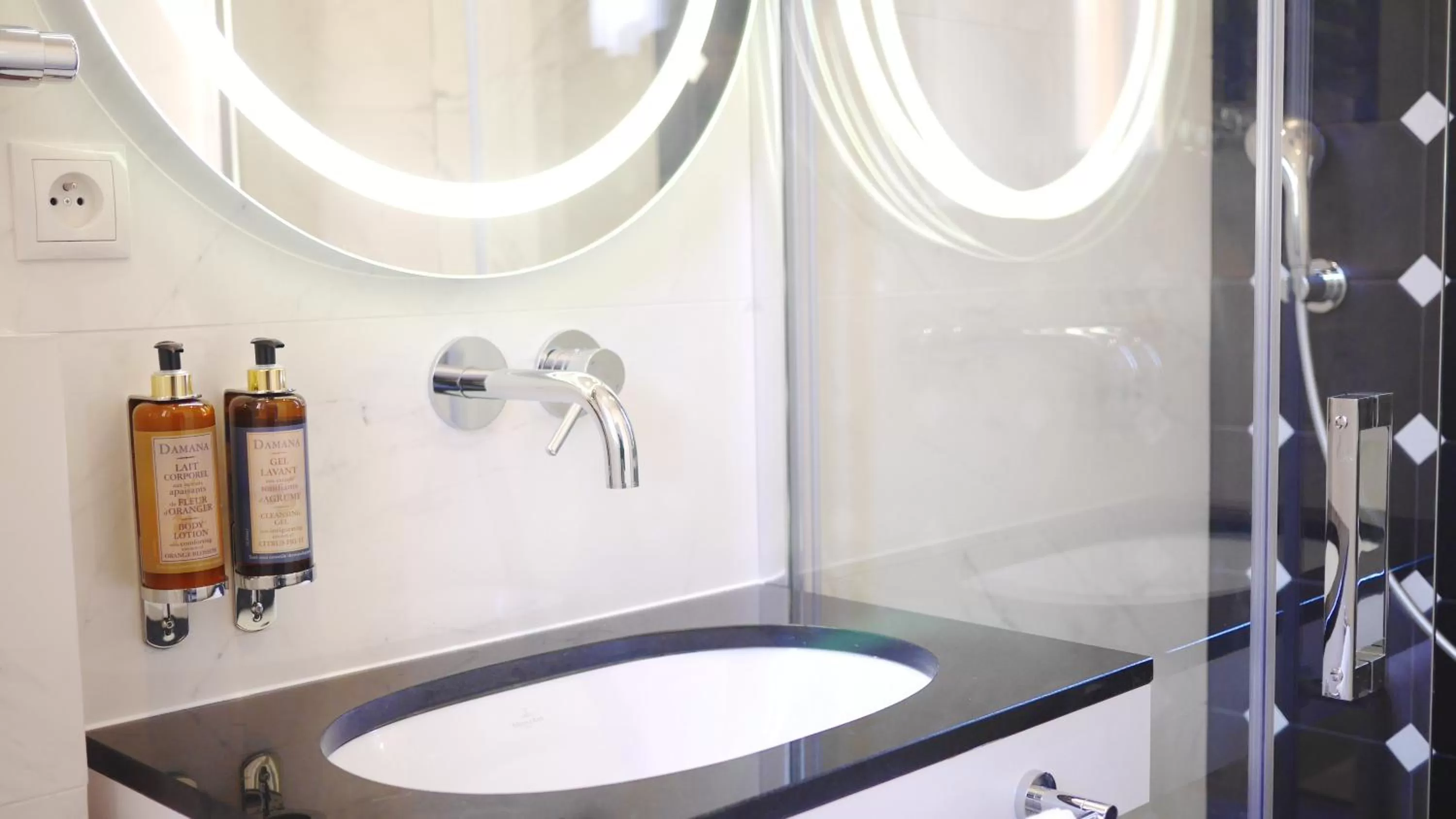 Bathroom in SZEWSKA 22 BOUTIQUE