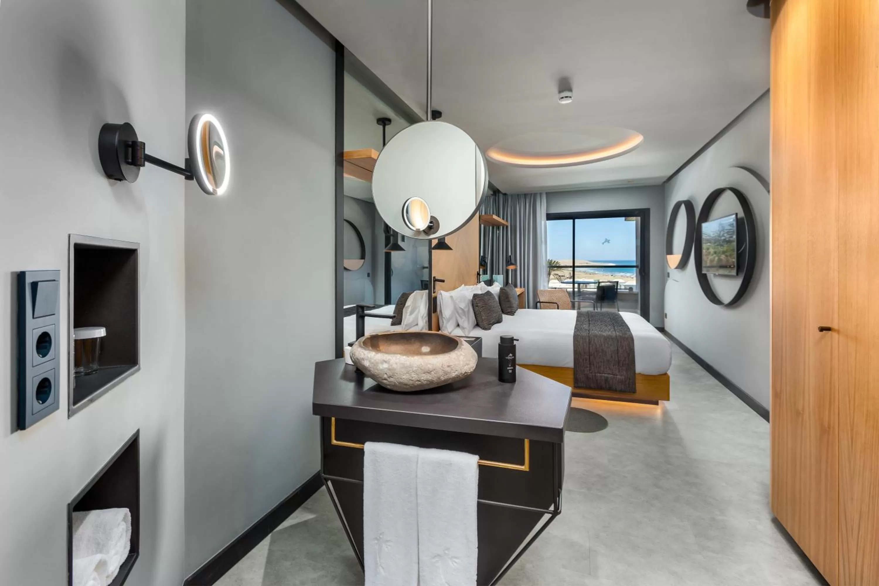 Photo of the whole room, Bed in Hotel Faro, a Lopesan Collection Hotel - Adults Only