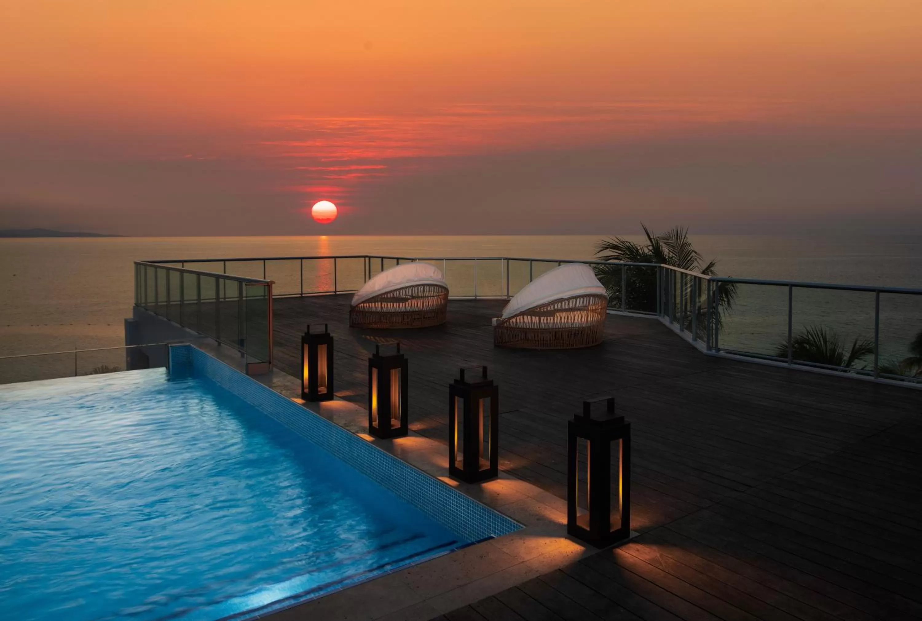 Swimming pool in S Hotel Montego Bay - Luxury Boutique All-Inclusive Hotel