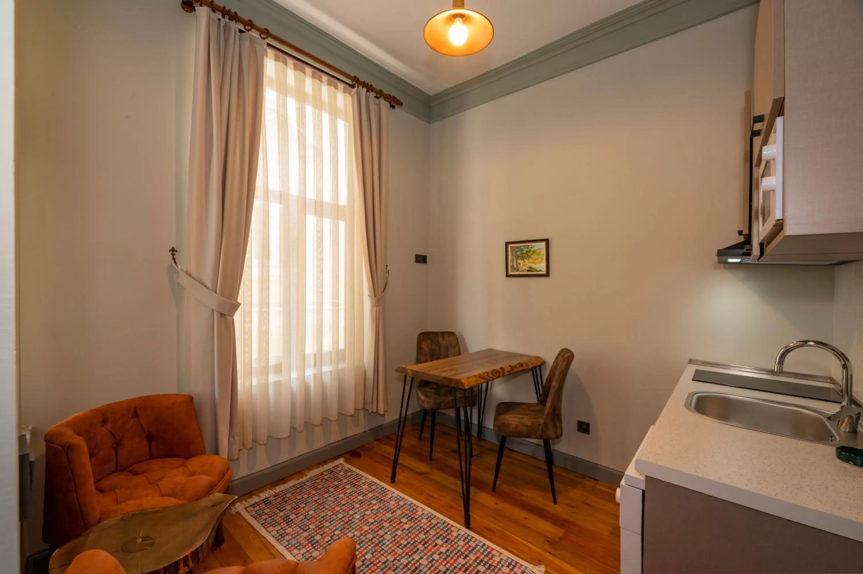 Kitchen or kitchenette in O'Pera Okanlı Suites