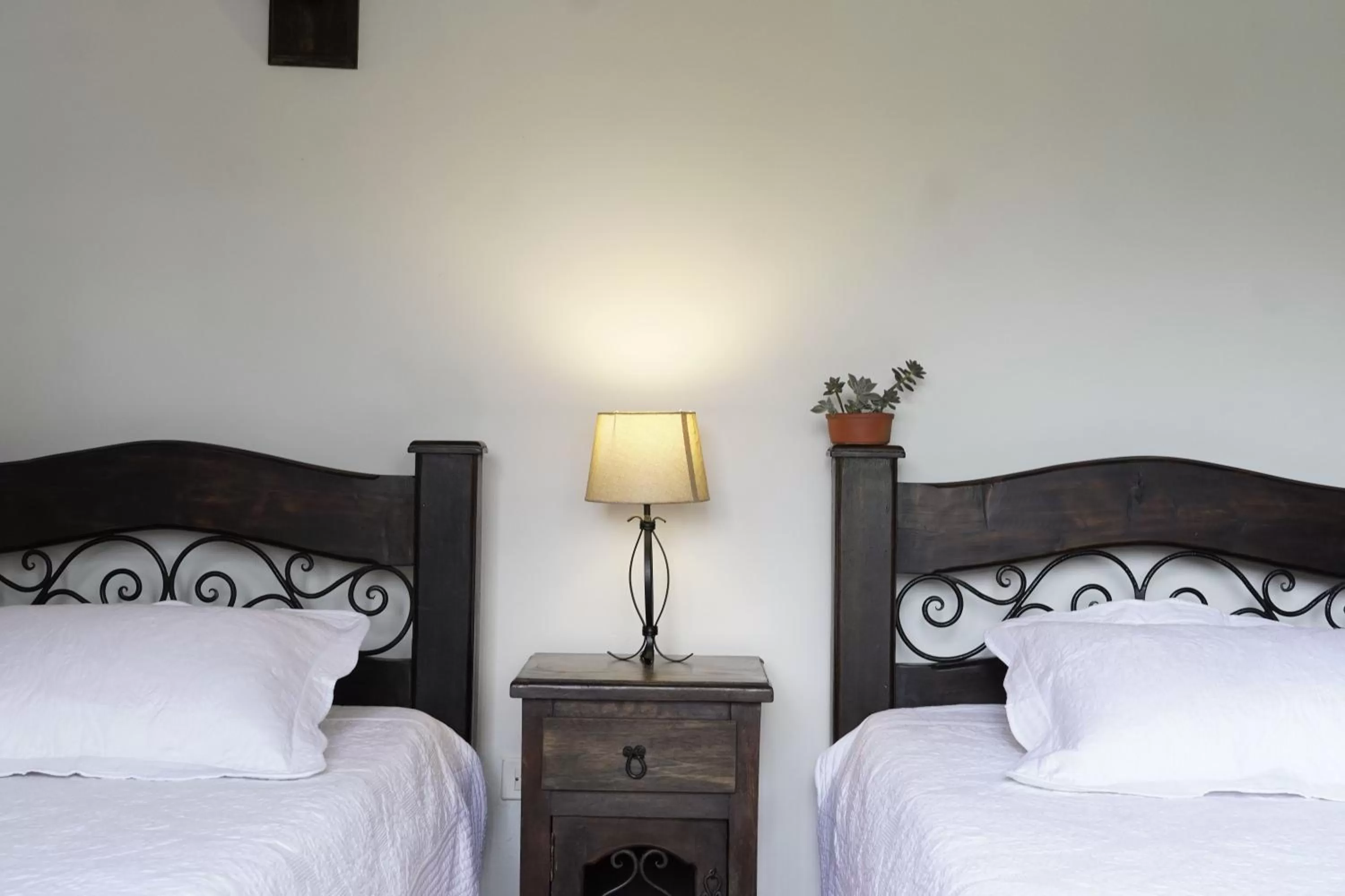 Bed in Hotel Chalet El Castillo by Majuva