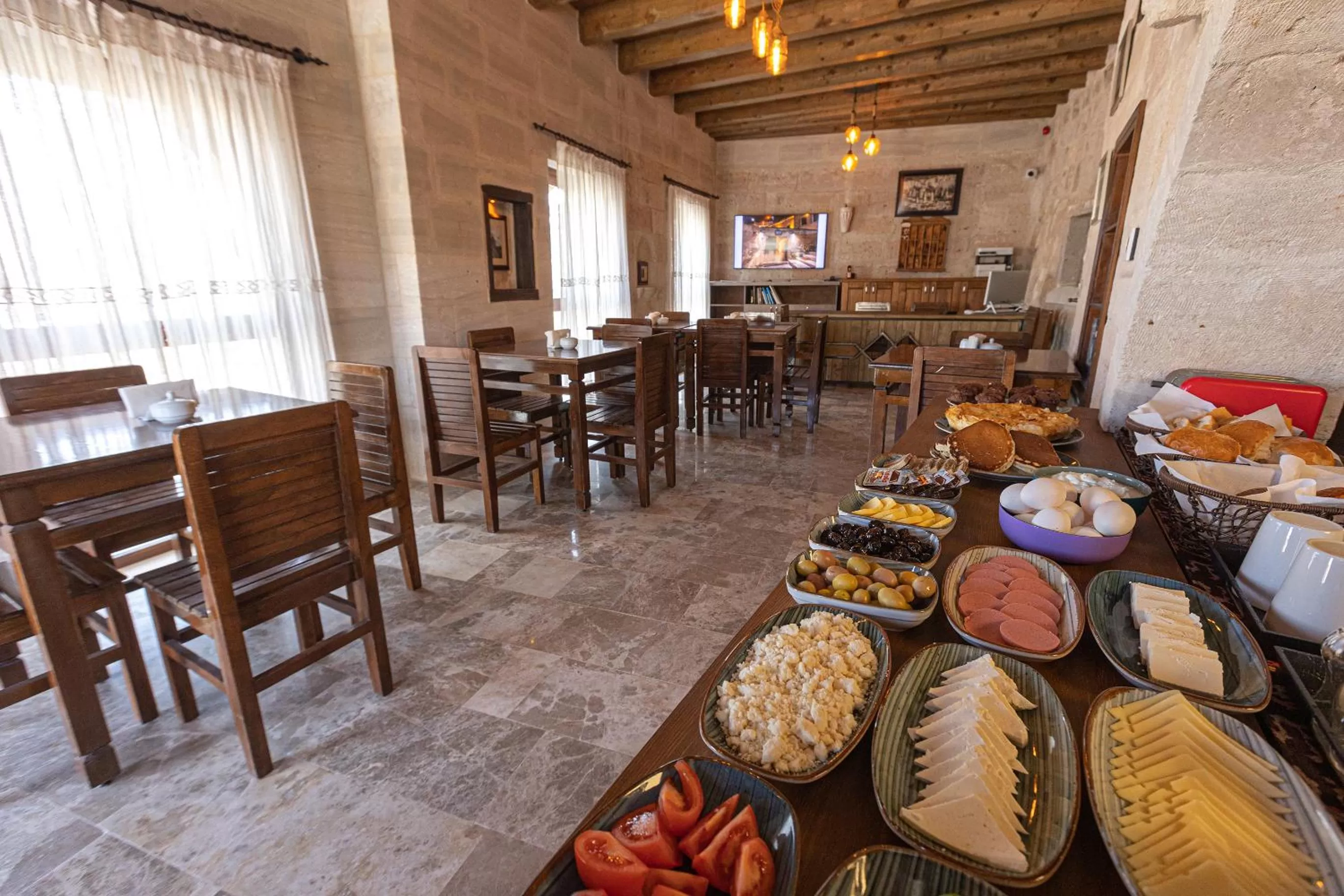 Restaurant/places to eat in Taskonak Hotel