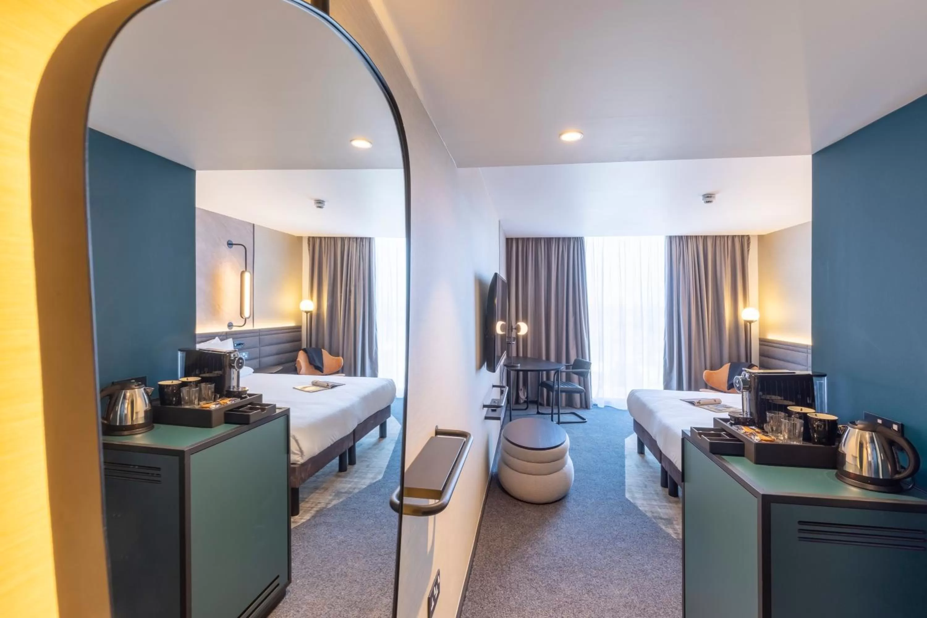 Coffee/tea facilities, Bed in Novotel Liverpool Paddington Village