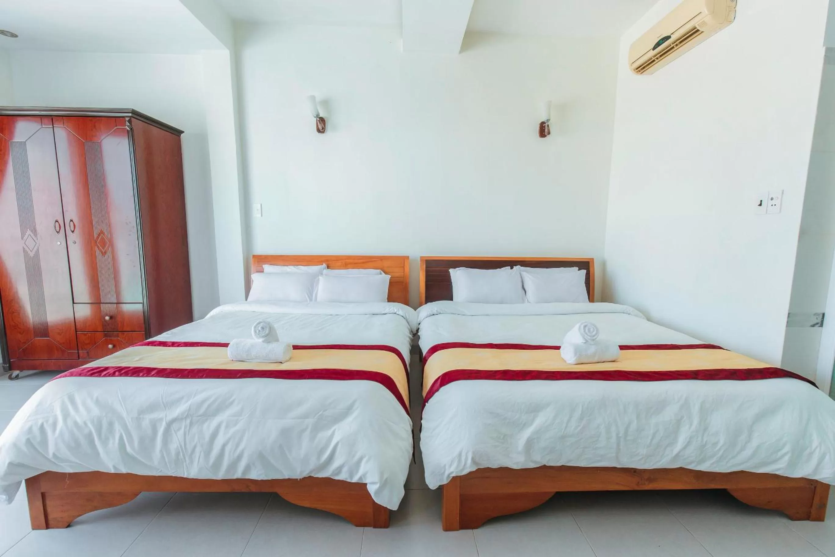 Bed in Phuoc Hai Hotel by The Moment