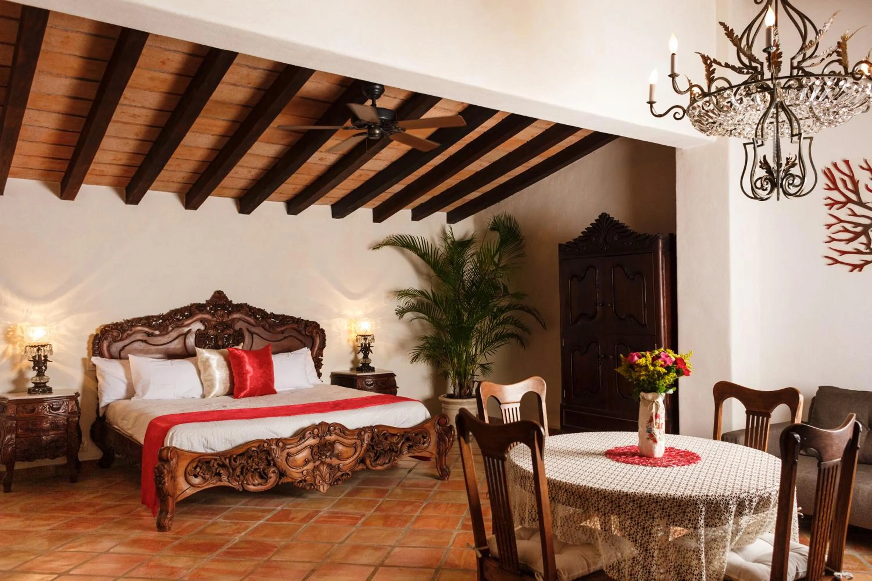 Photo of the whole room, Bed in BellView Hotel Boutique