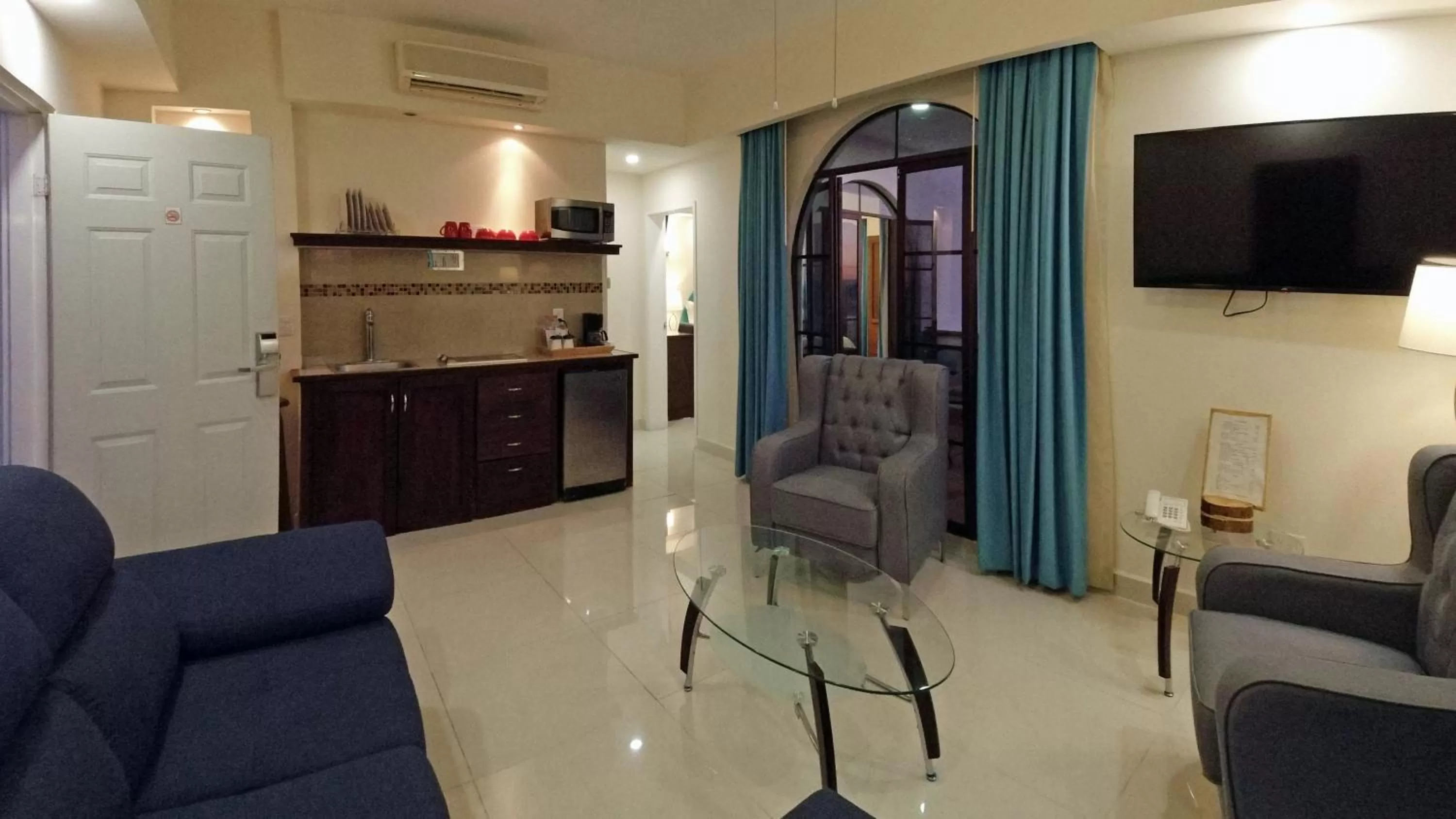 Area and facilities in The Westmarine Waterfront Hotel