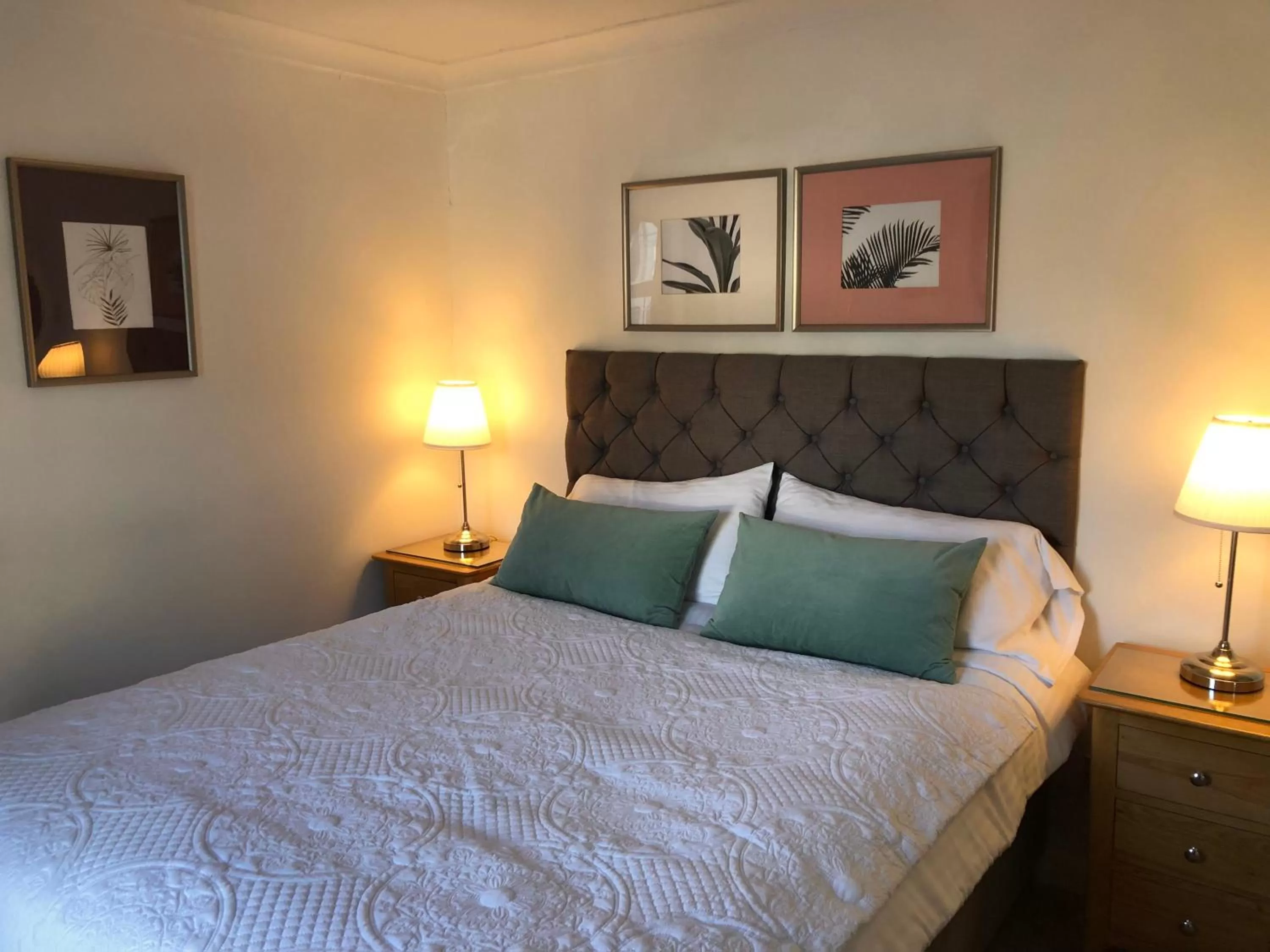 Bed in Websters Bed & Breakfast