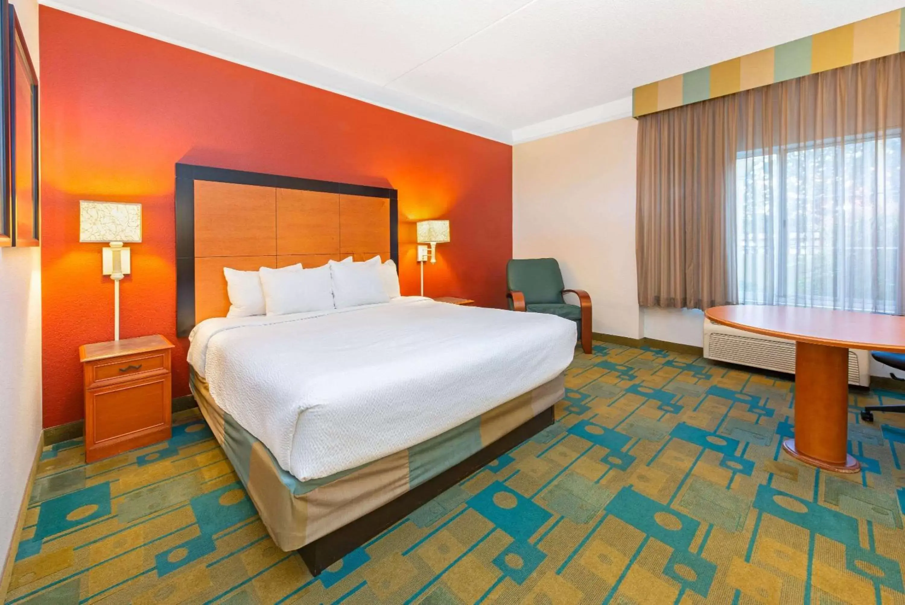 King Room in La Quinta by Wyndham USF (Near Busch Gardens) King Room in La Quinta by Wyndham USF (Near Busch Gardens)