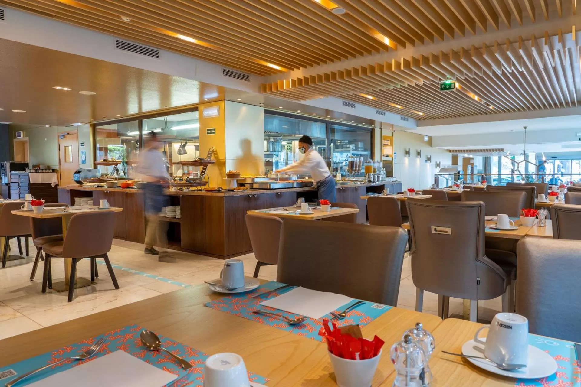 Restaurant/places to eat in Smy Lisboa