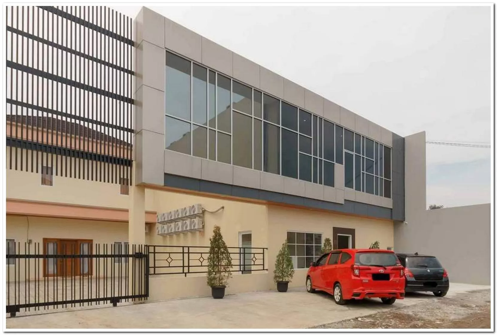 Property building in KoolKost At Karang Tengah Tangerang