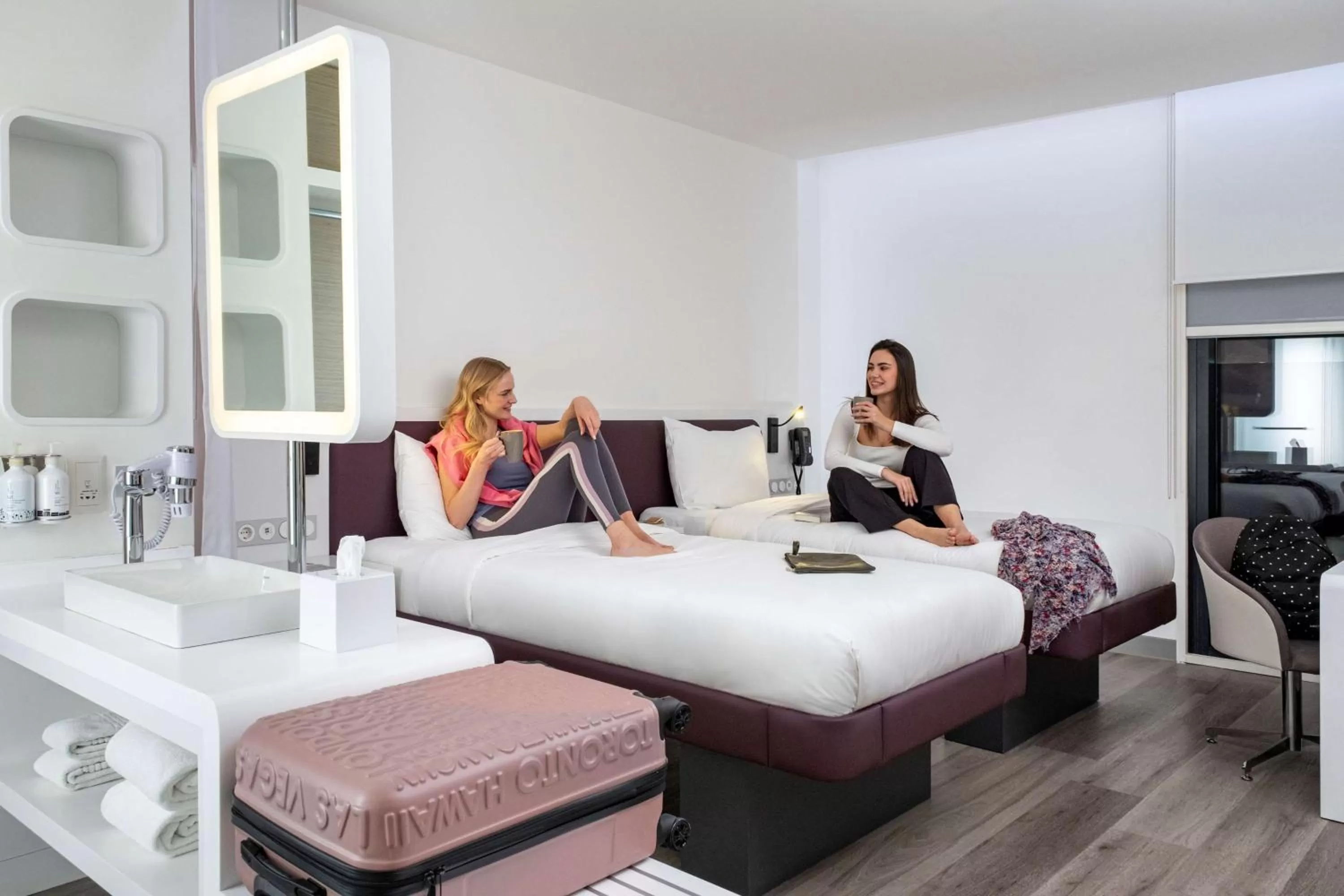 Bedroom, Bed in YOTELAIR Istanbul Airport, Duty free - International Transit area