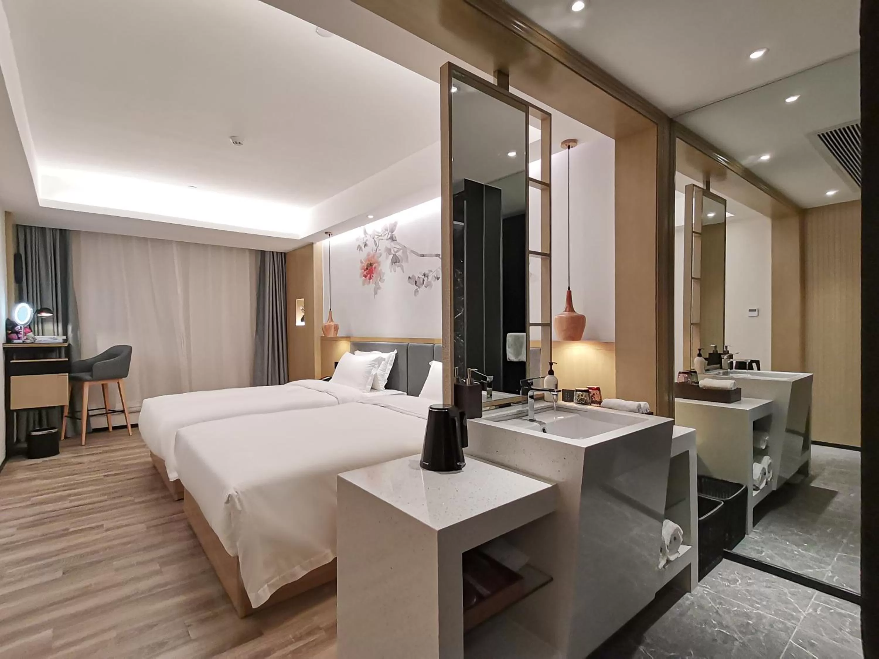 Photo of the whole room, Bed in Paco Hotel BeiJing Road Metro Guangzhou