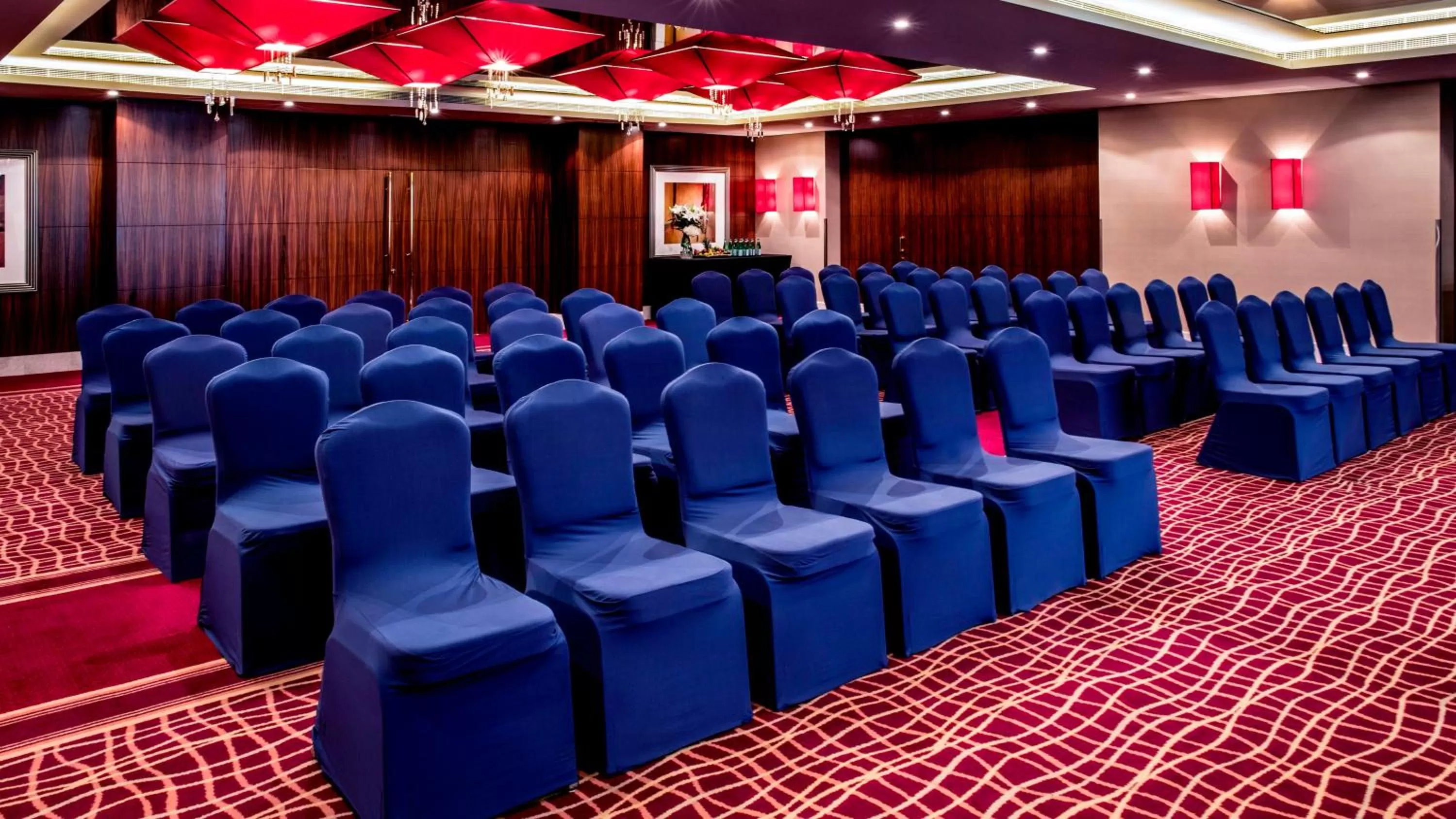 Meeting/conference room in Crowne Plaza Dubai Deira by IHG