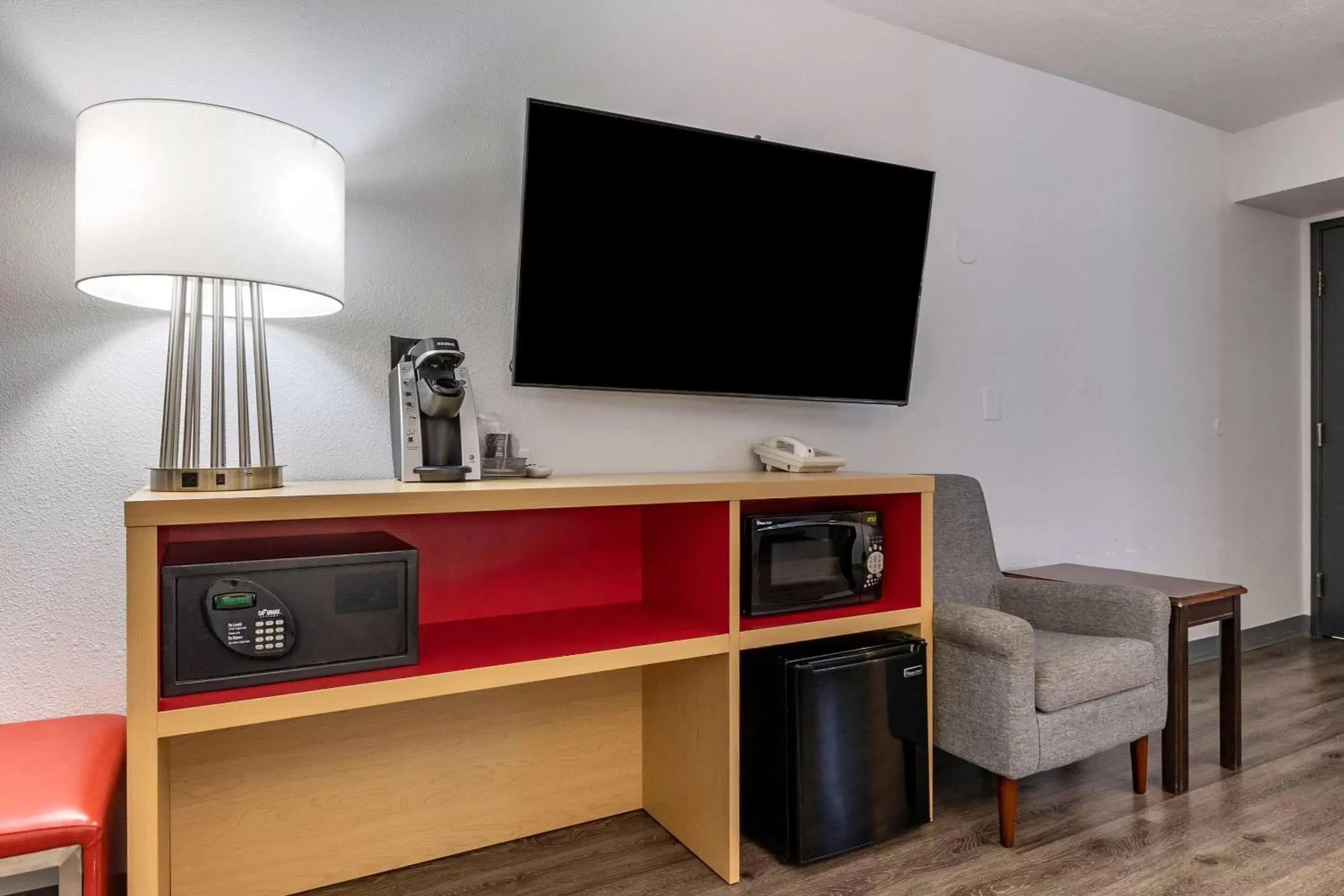 Standard Double Room with Two Double Beds - Non Smoking in Sleep Inn & Suites Standard Double Room with Two Double Beds - Non Smoking in Sleep Inn & Suites