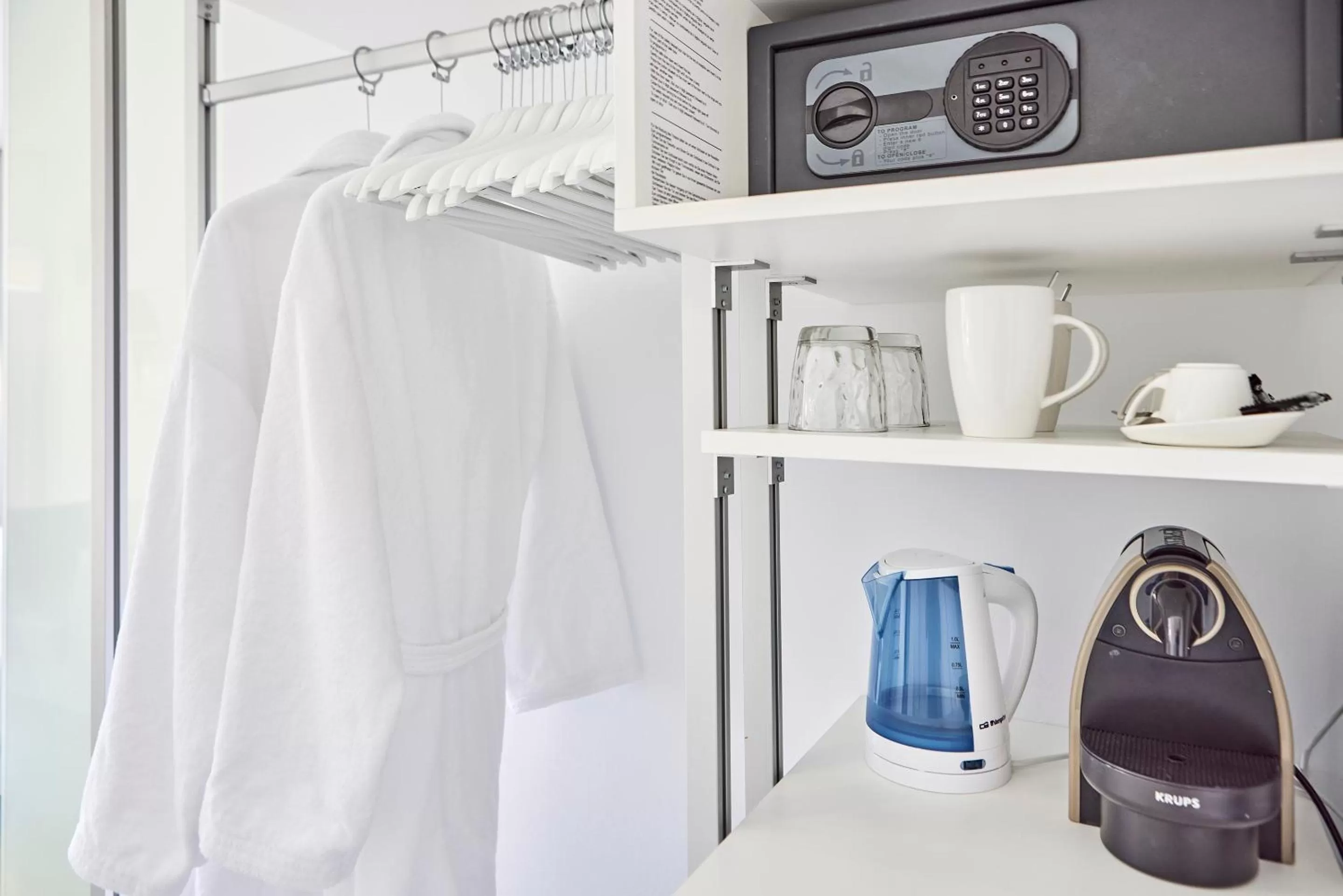 Coffee/tea facilities in Hotel Astoria Playa Adults Only 4* Sup