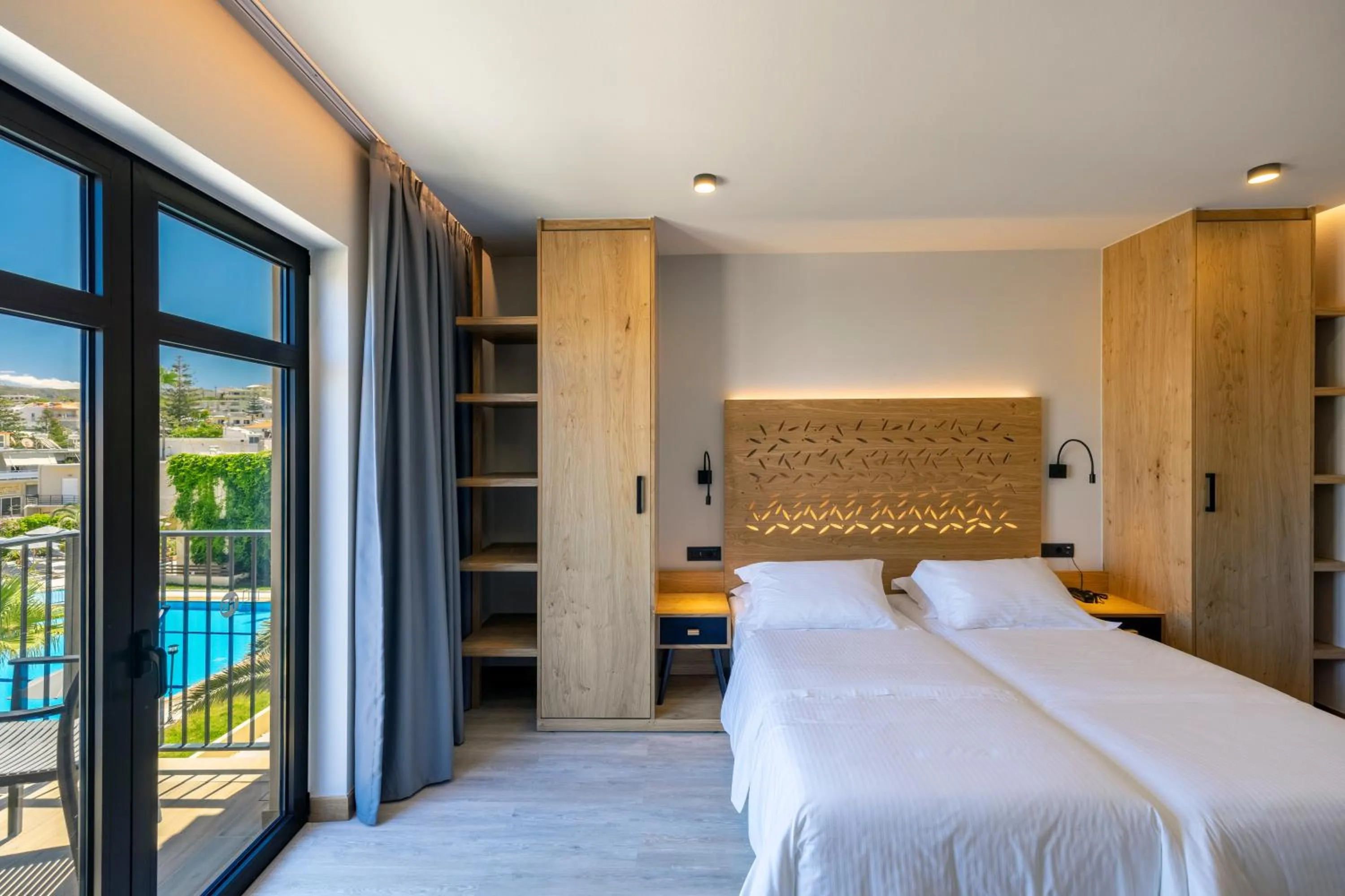 Photo of the whole room, Bed in Atlantis Beach Hotel