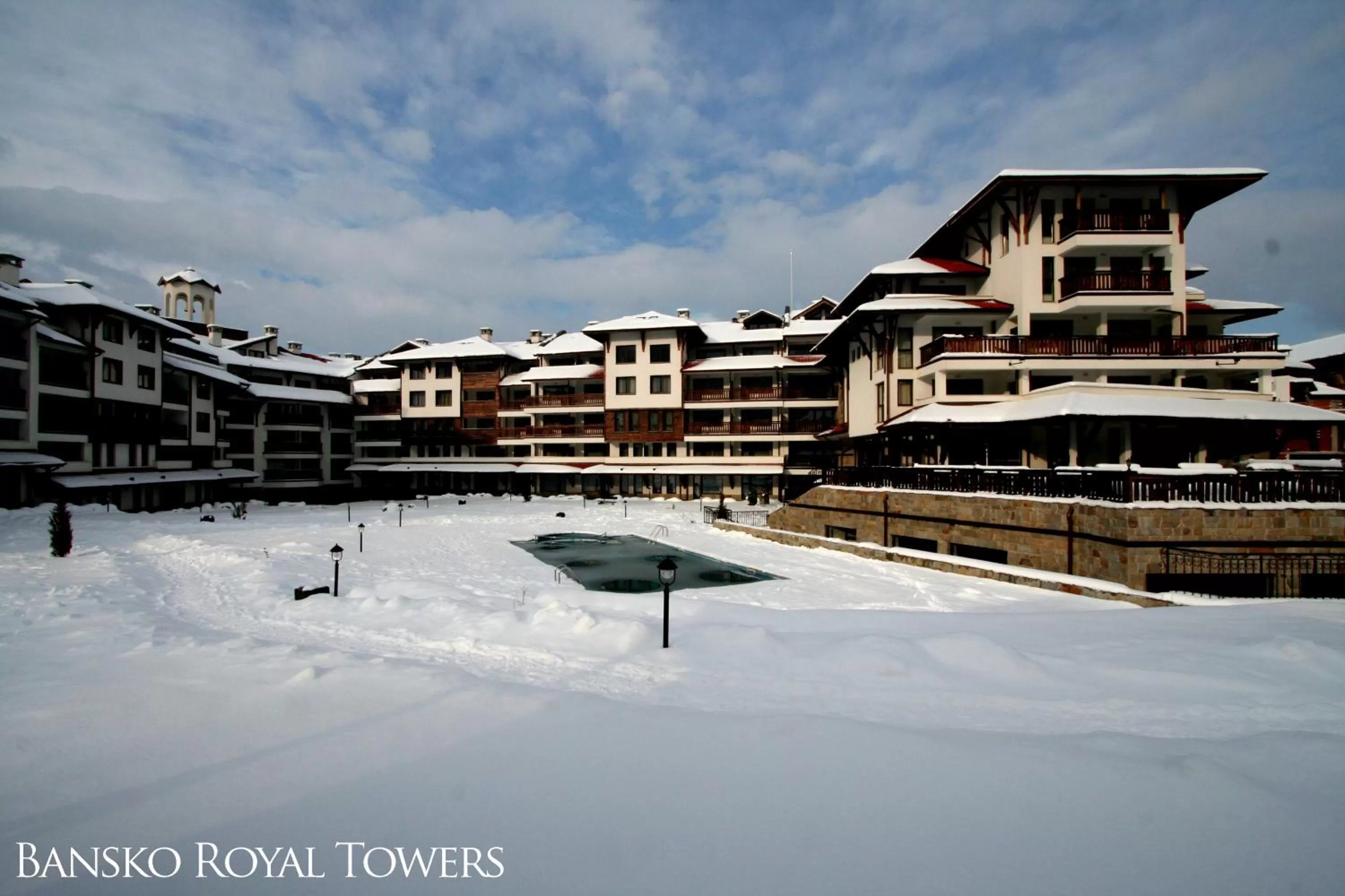 Facade/entrance in Bansko Royal Towers Hotel