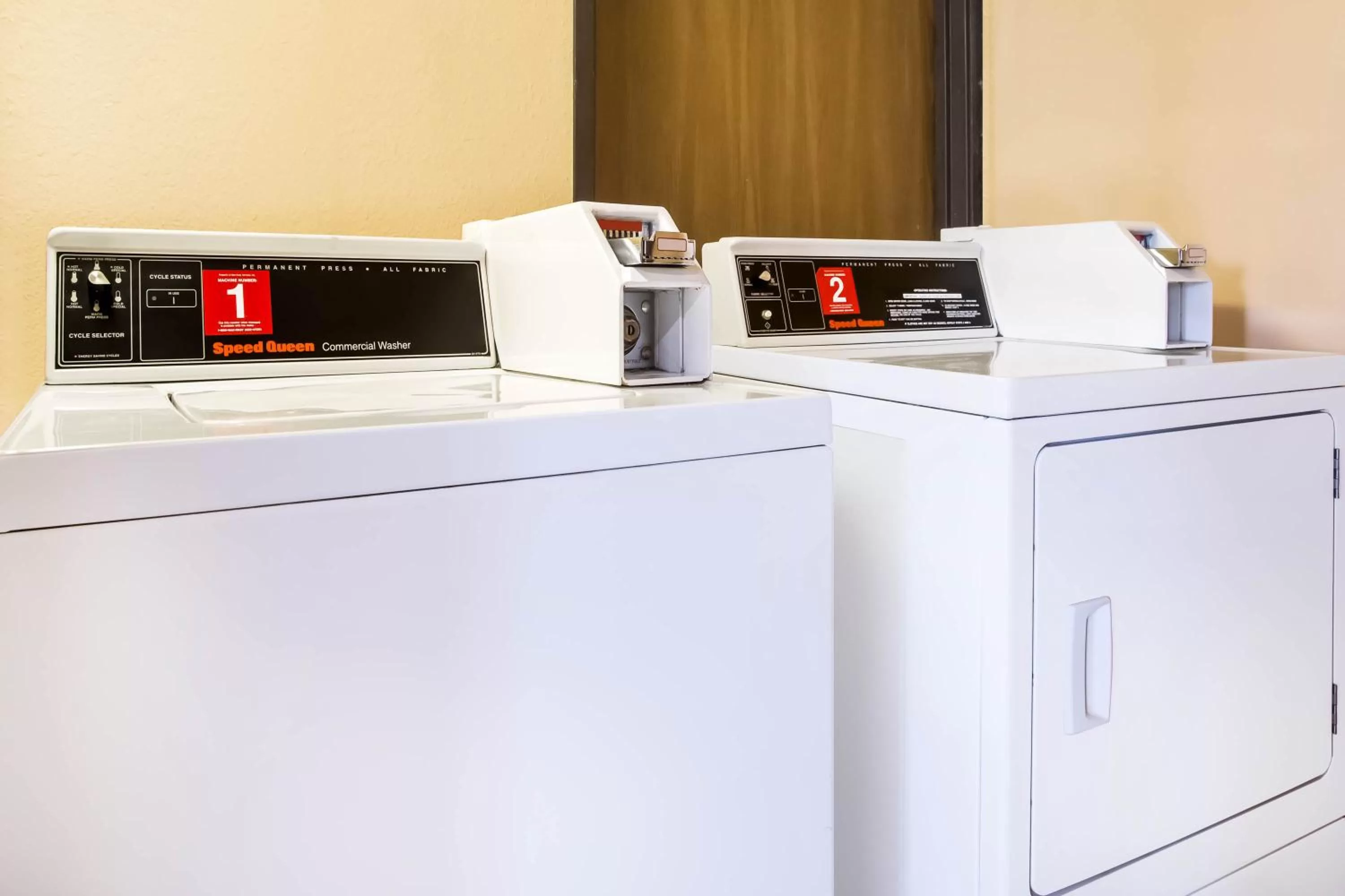 Other in Super 8 by Wyndham Chester/Richmond Area