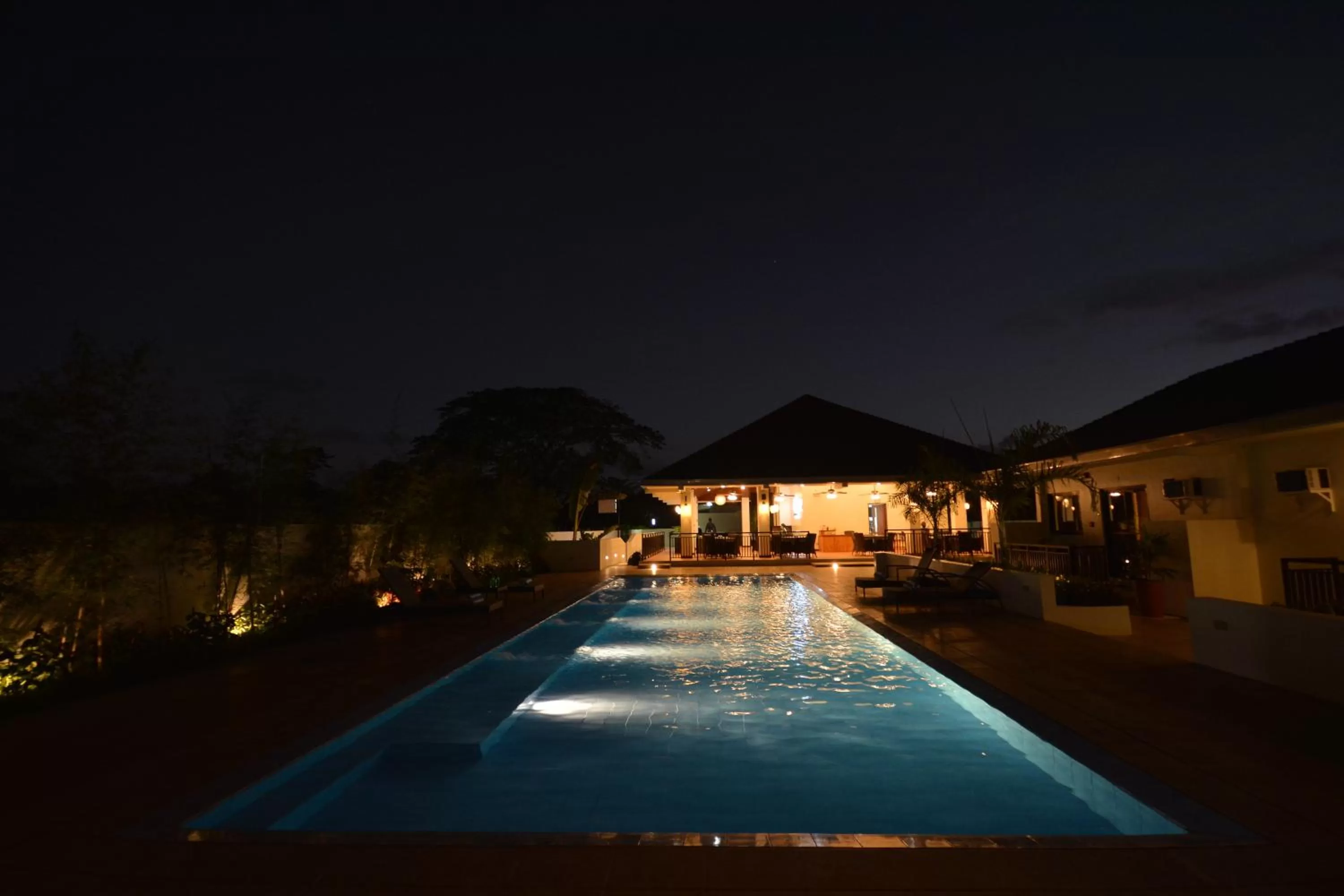 Swimming pool in Southwind Palawan